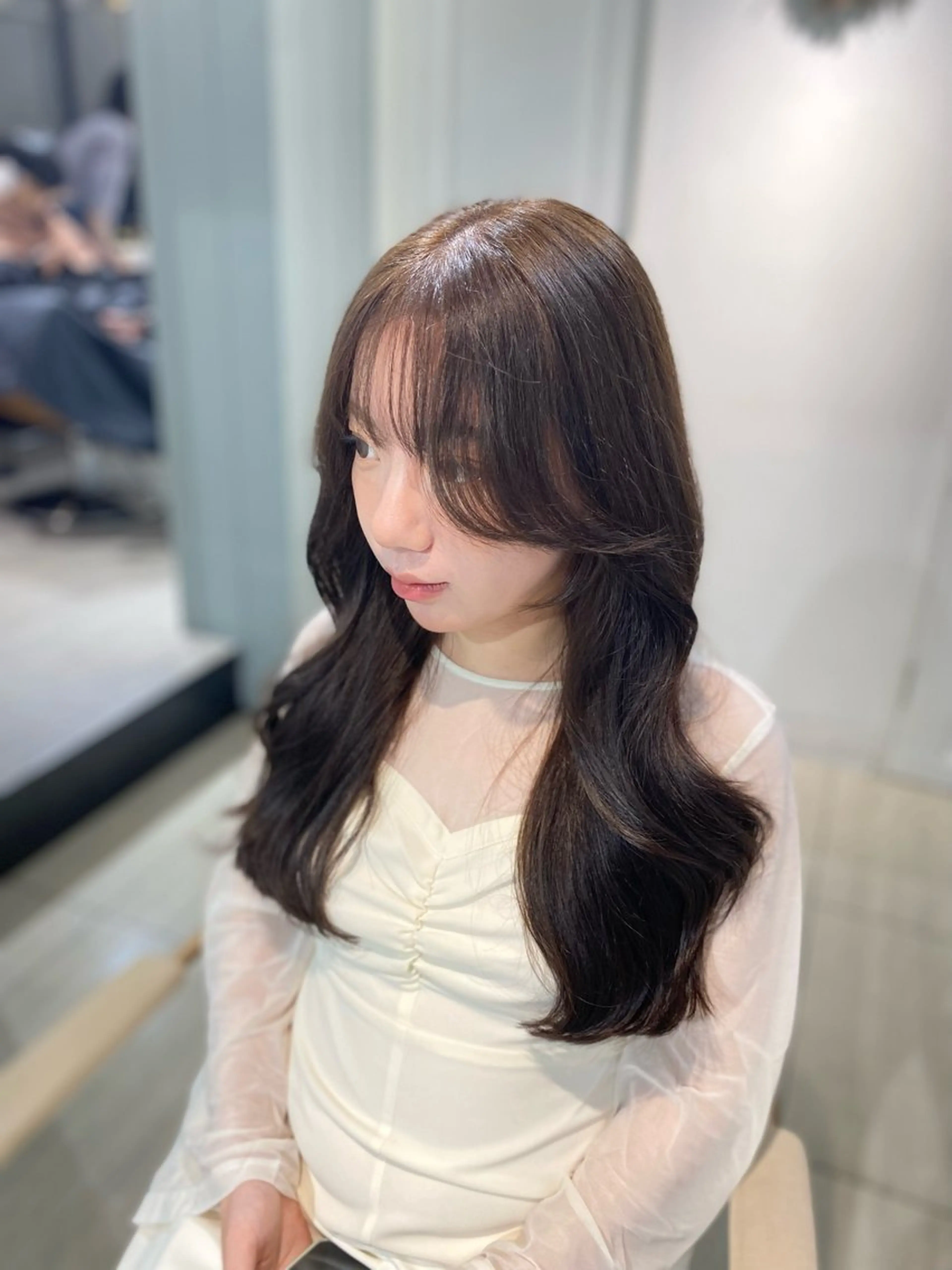 ロング カラー ヘアアレンジ くびれヘア 髪質改善 韓国風ヘア レイヤーカット カット ヘアカラー トリートメント 韓国風レイヤーカット 💎髪質改善"yuiのヘアスタイル