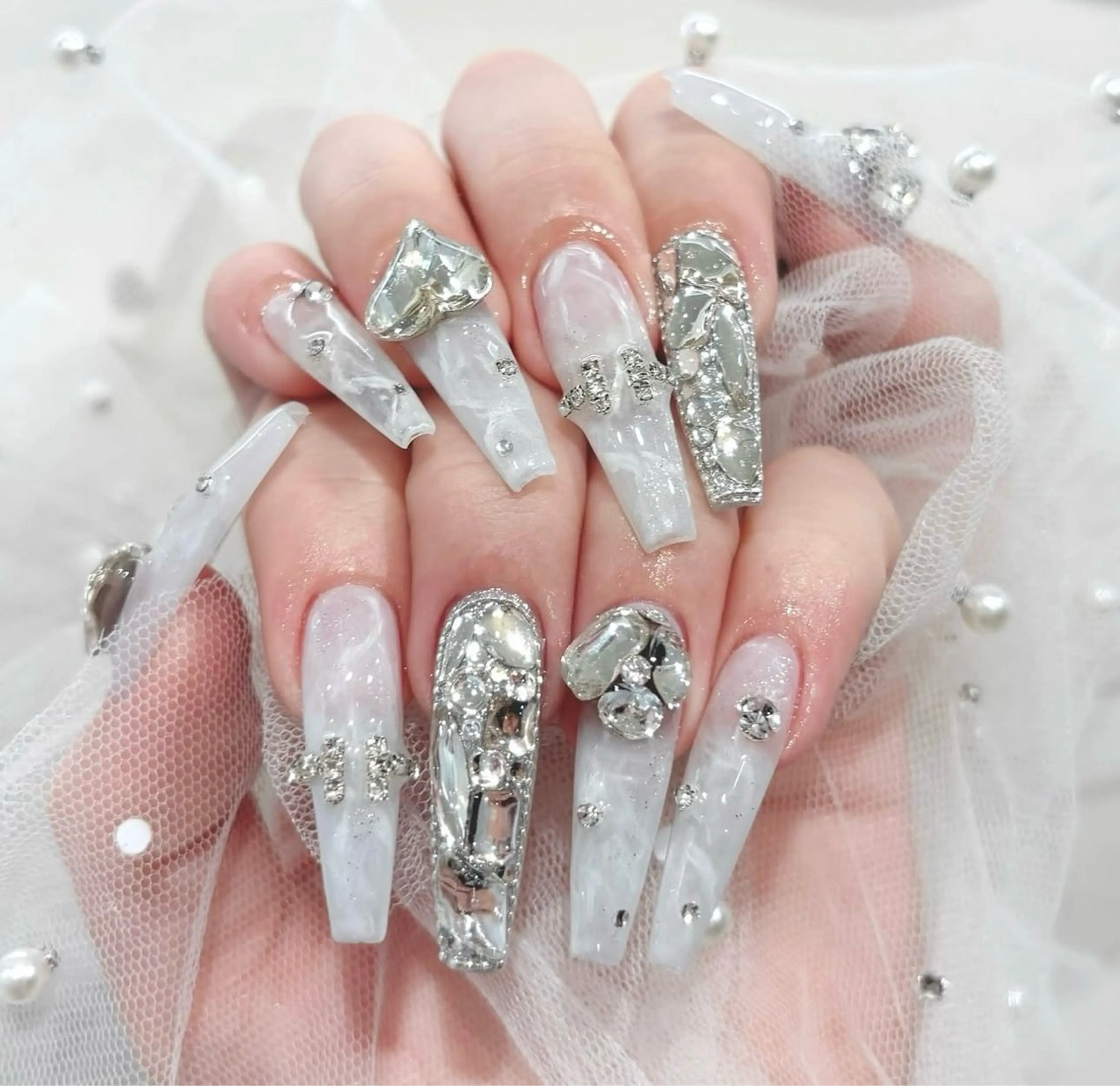 ネイル 長さ出し Mi nailsのネイルデザイン