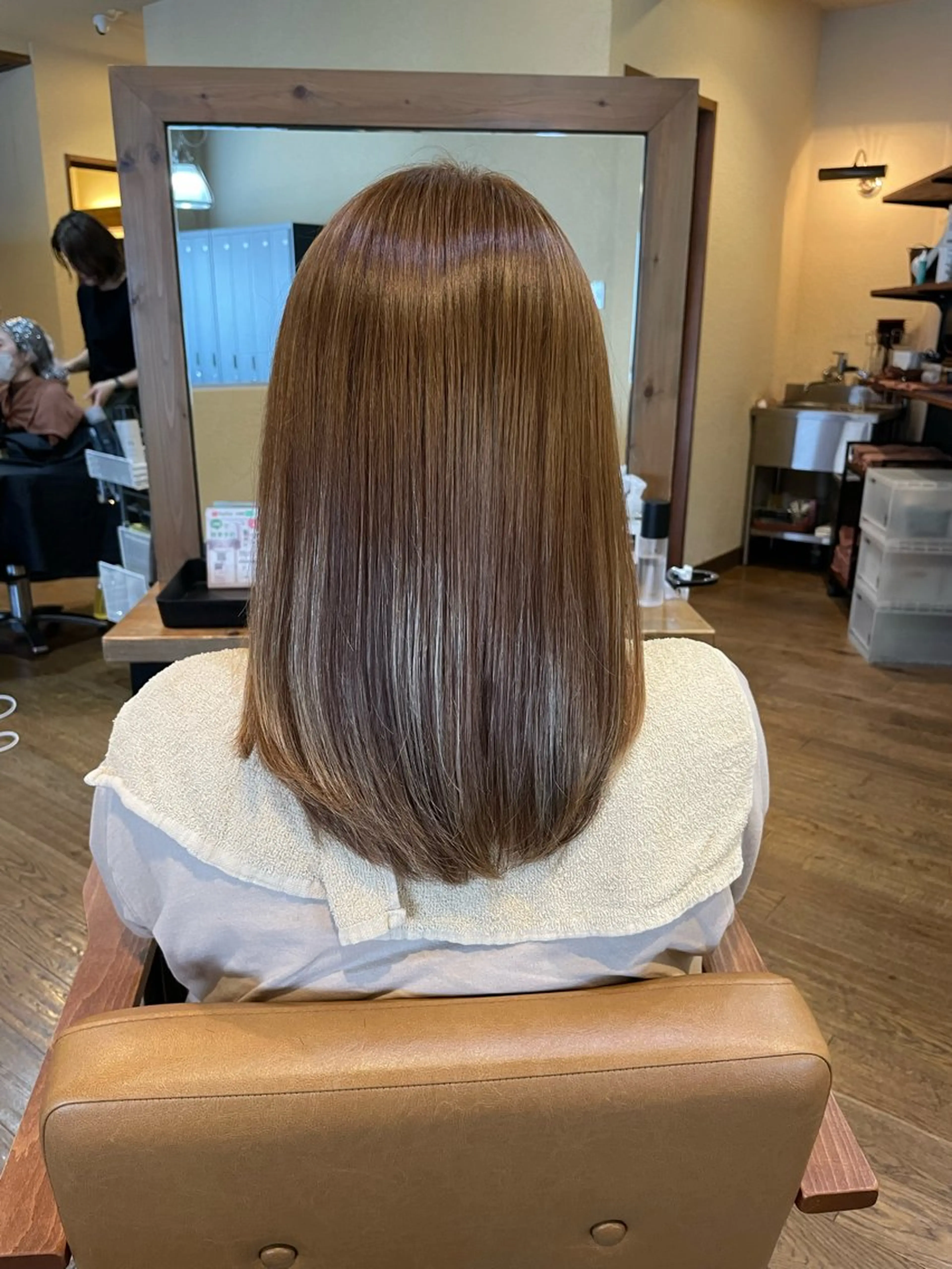 セミロング HYGGE by hair 【ﾋｭｯｹﾞﾊﾞｲﾍｱ】所属・縮毛矯正× 髪質改善  | 藤田のヘアスタイル