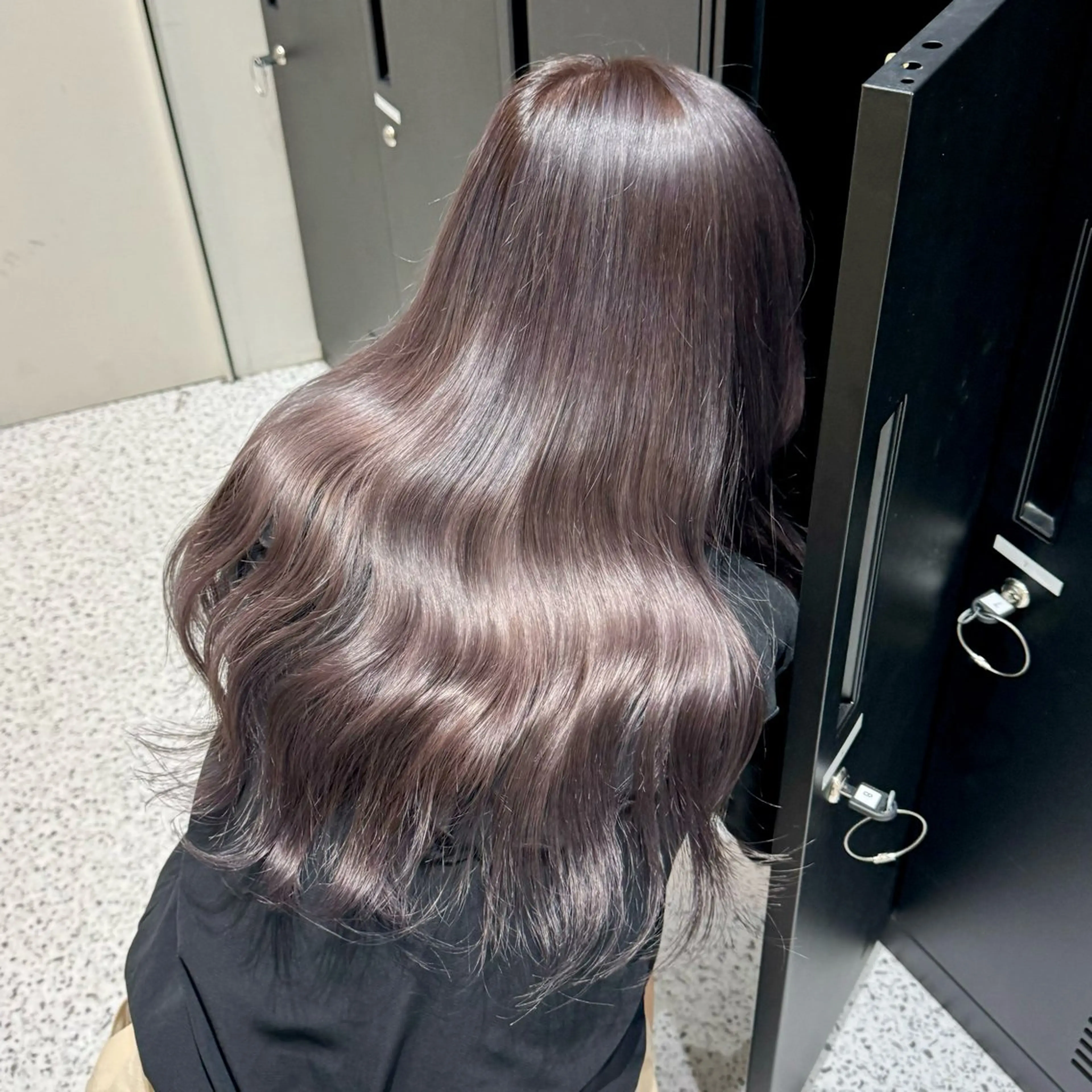 ロング カラー Miyu's所属・juri .のヘアスタイル