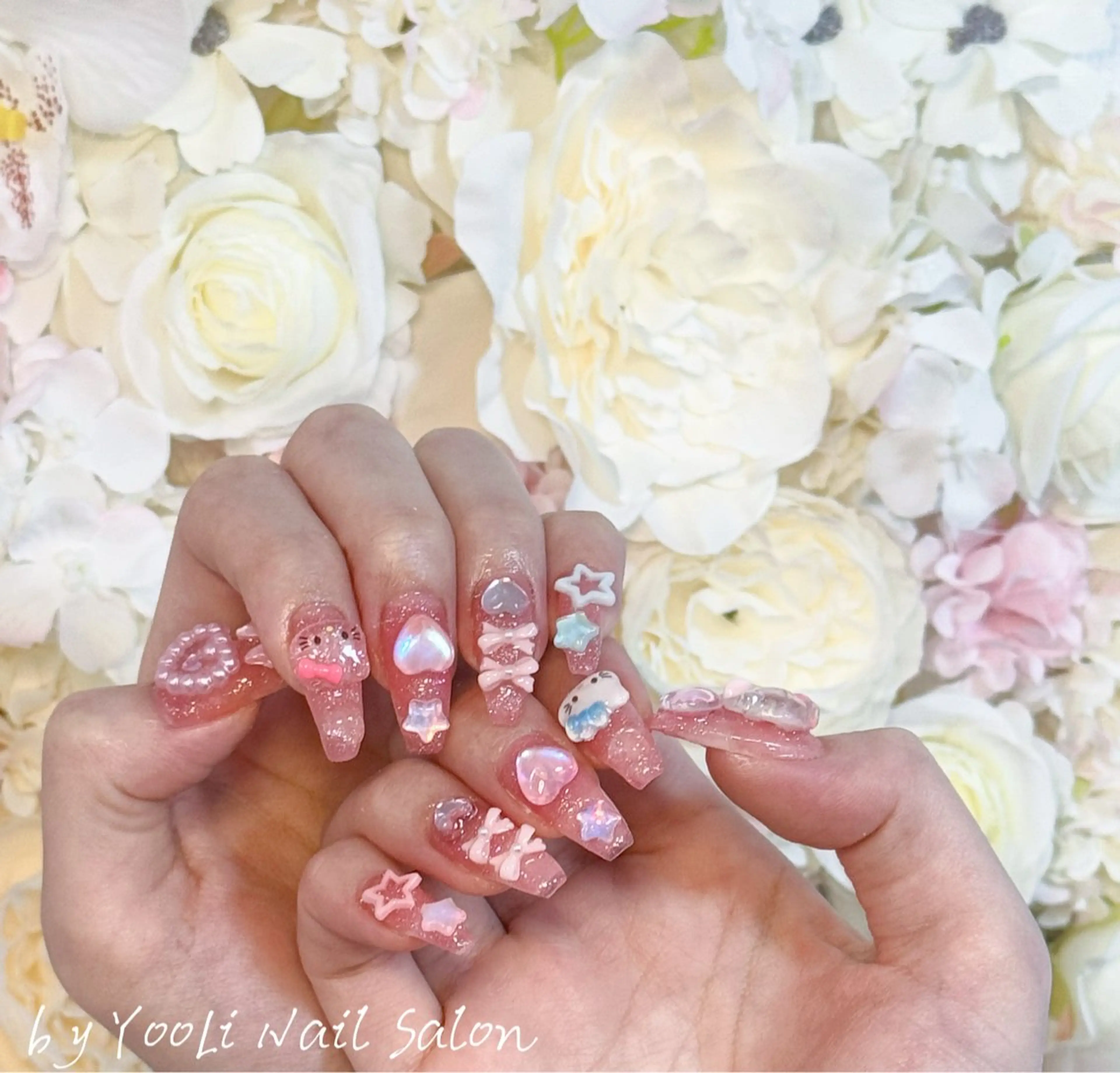 ネイル アートネイル オーロラネイル チークネイル フレンチネイル ガラスフレンチ ハンドネイル 🎀🎀YooLi Nail Salonのネイルデザイン