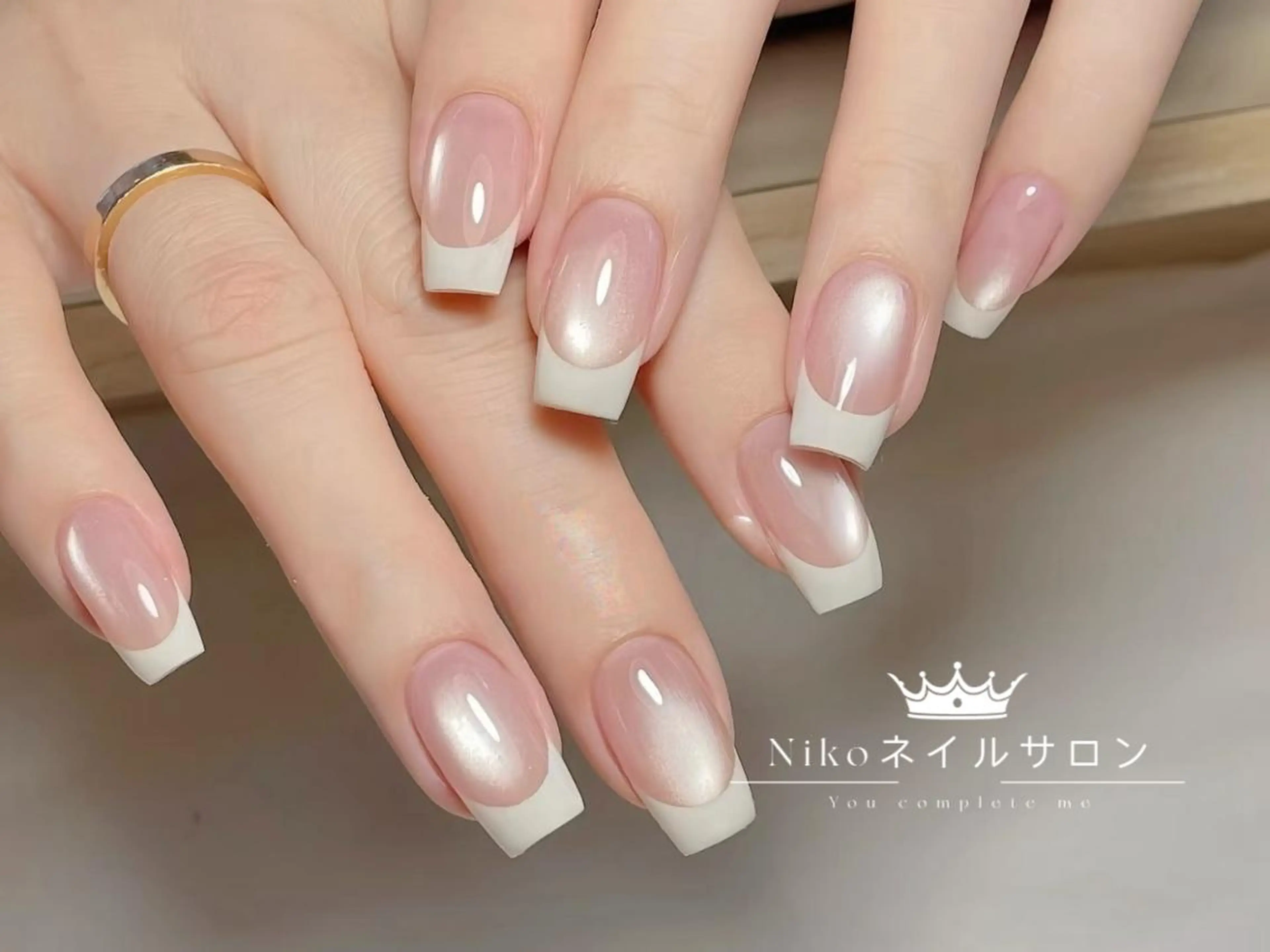 ネイル 長さ出し フットネイル フレンチネイル ジェルネイル ガラスフレンチ Niko ネイルサロン大宮店のネイルデザイン