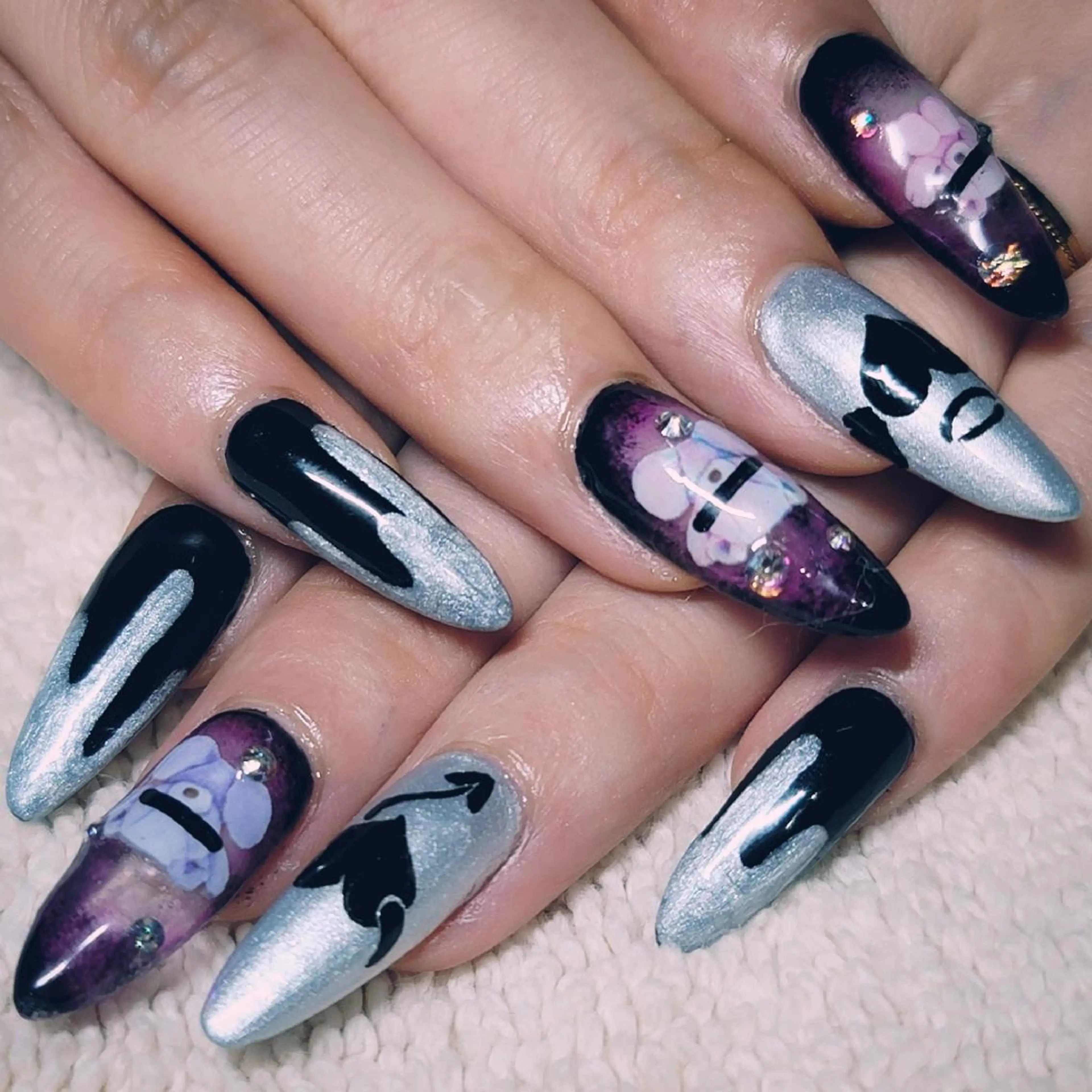 ネイル アートネイル ハート シルバー ハンドネイル よしだ ひろきのネイルデザイン