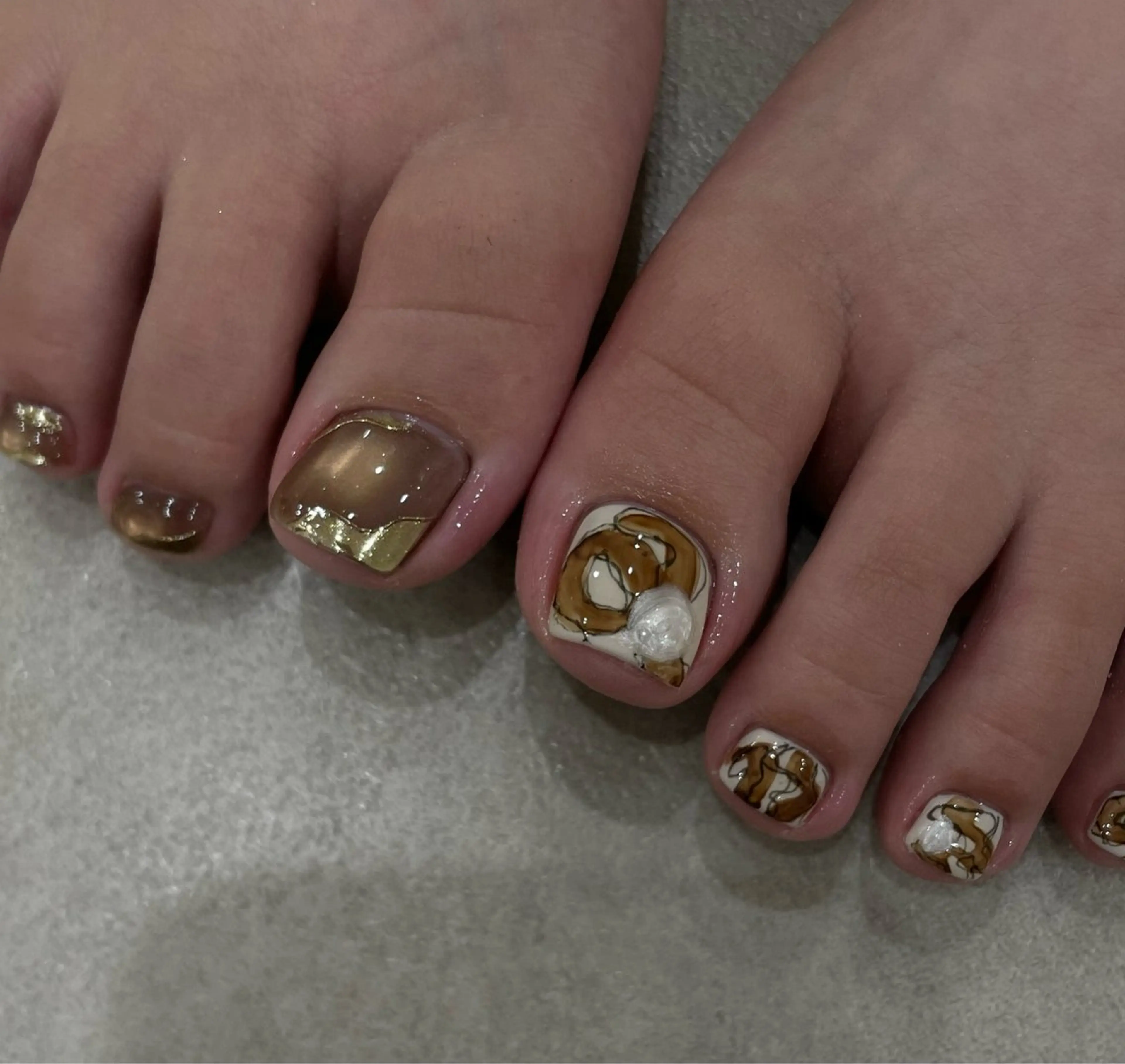 ⚠️本日 12/25 限定‼️【フット】オフなしお持ち込みニュアンスデザイン𓍯 𓂃 𓈒𓏸の写真