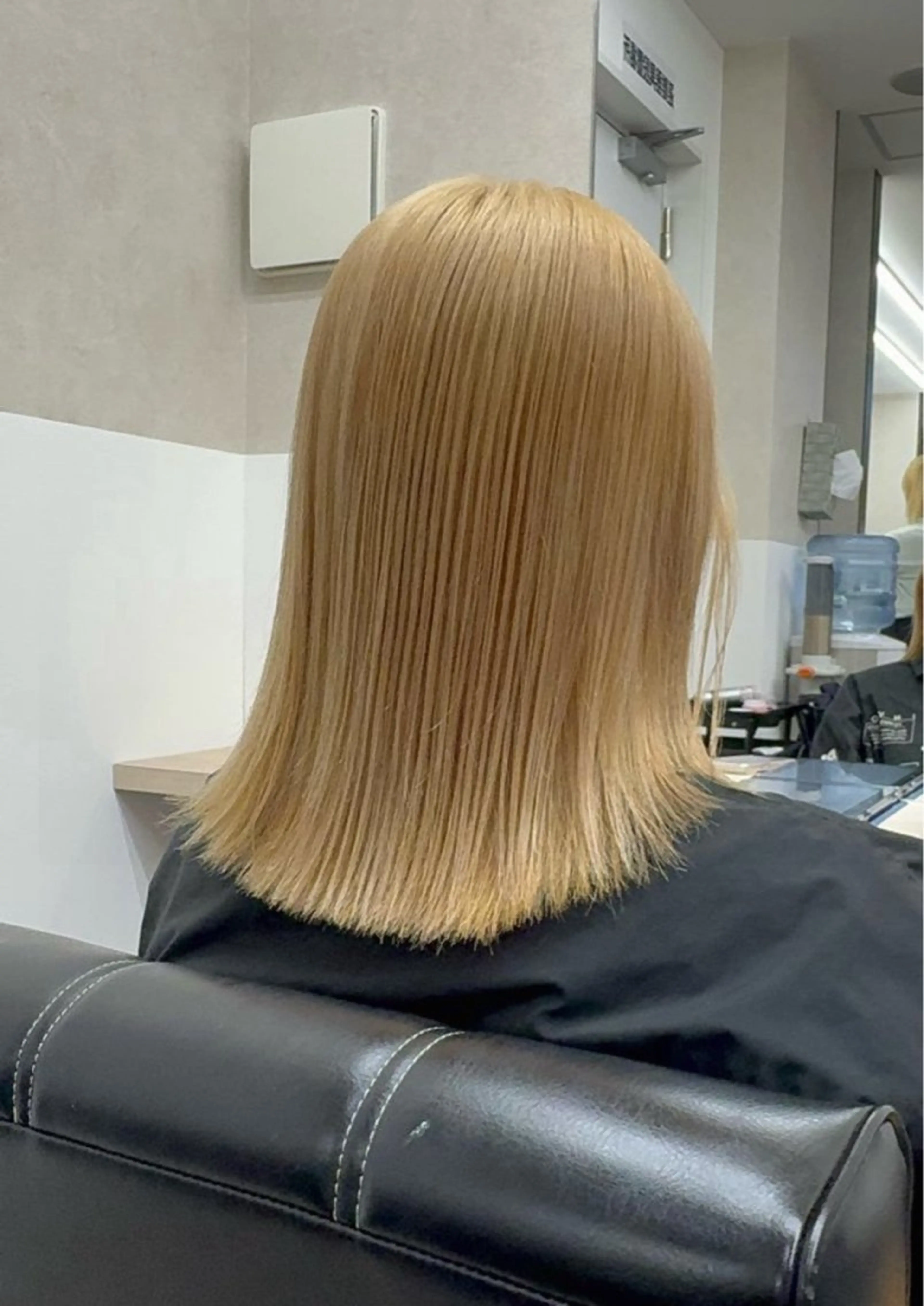 ミディアム カラー dao/ミルクティー /ブラウン/ブロンドのヘアスタイル