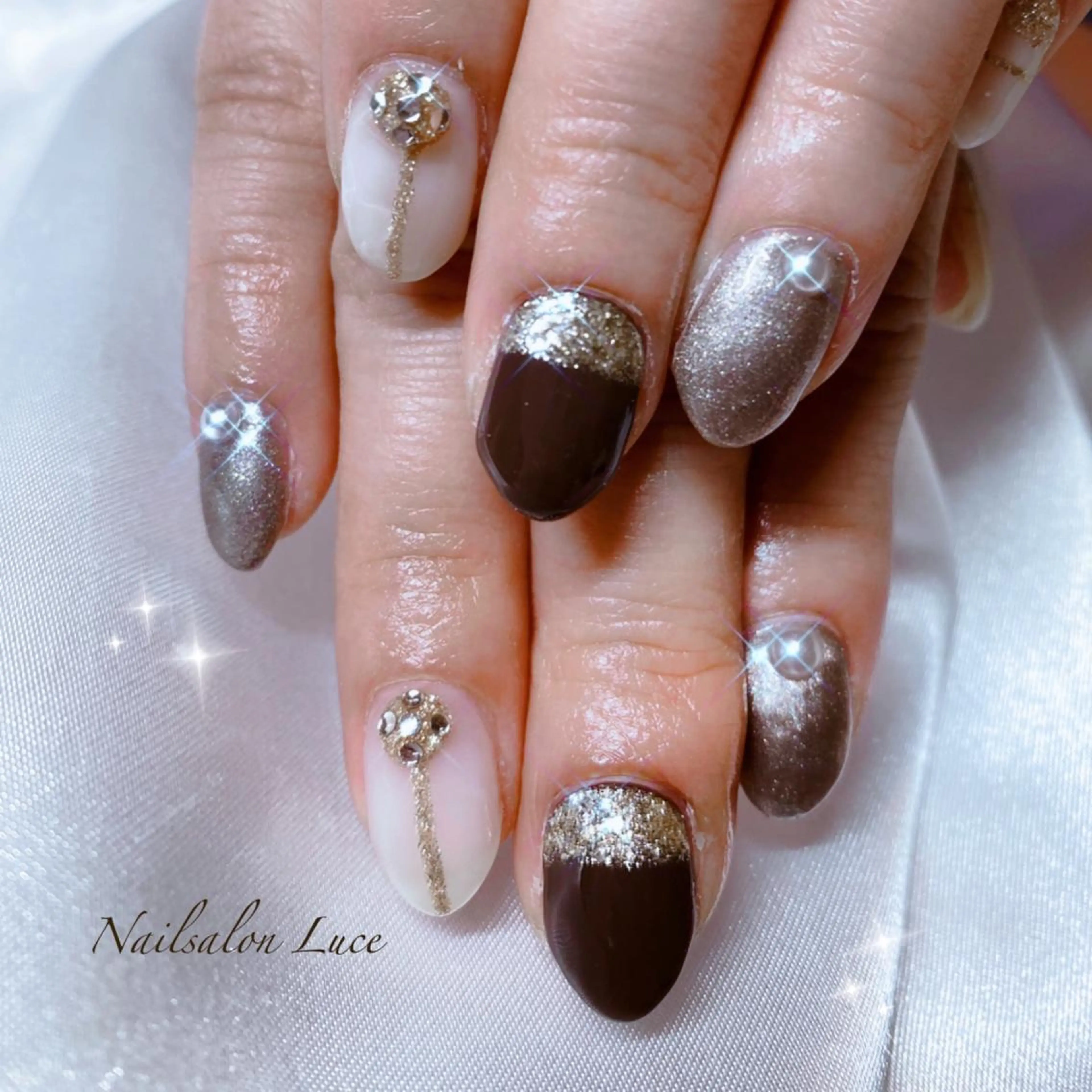 ネイル ブラウン ジェルネイル ラメ(グリッター) ワンカラーネイル シルバー ネイル& 脱毛サロン　Lのマツエク・マツパデザイン