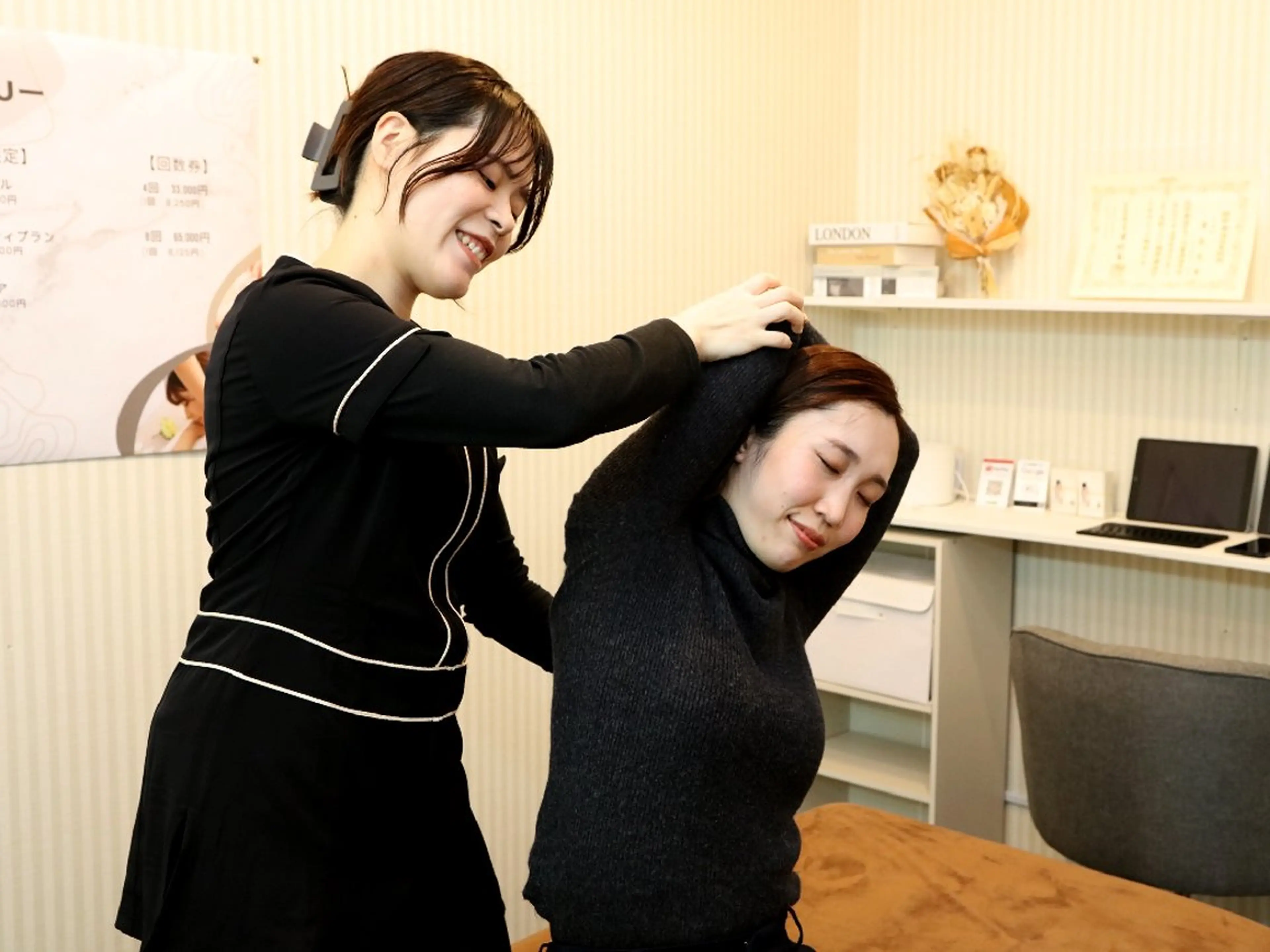 【姿勢改善ケア】姿勢診断＆歪み根本改善　美容整体60分￥8800円の写真