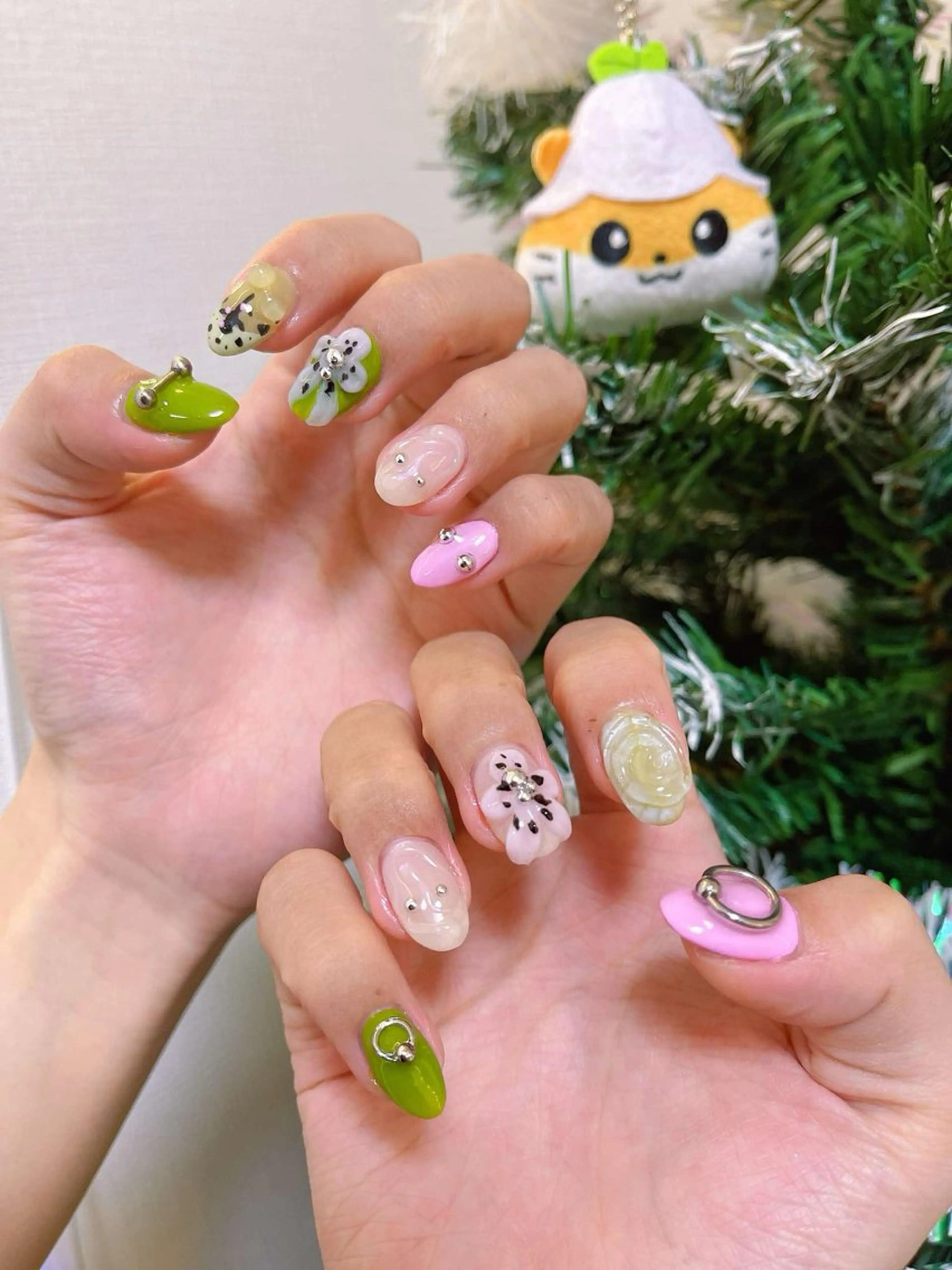 ネイル 成人式 ジェルネイル ネイルチップ ハンドネイル MoMoA Nail ネイル長さ出し専門店のネイルデザイン