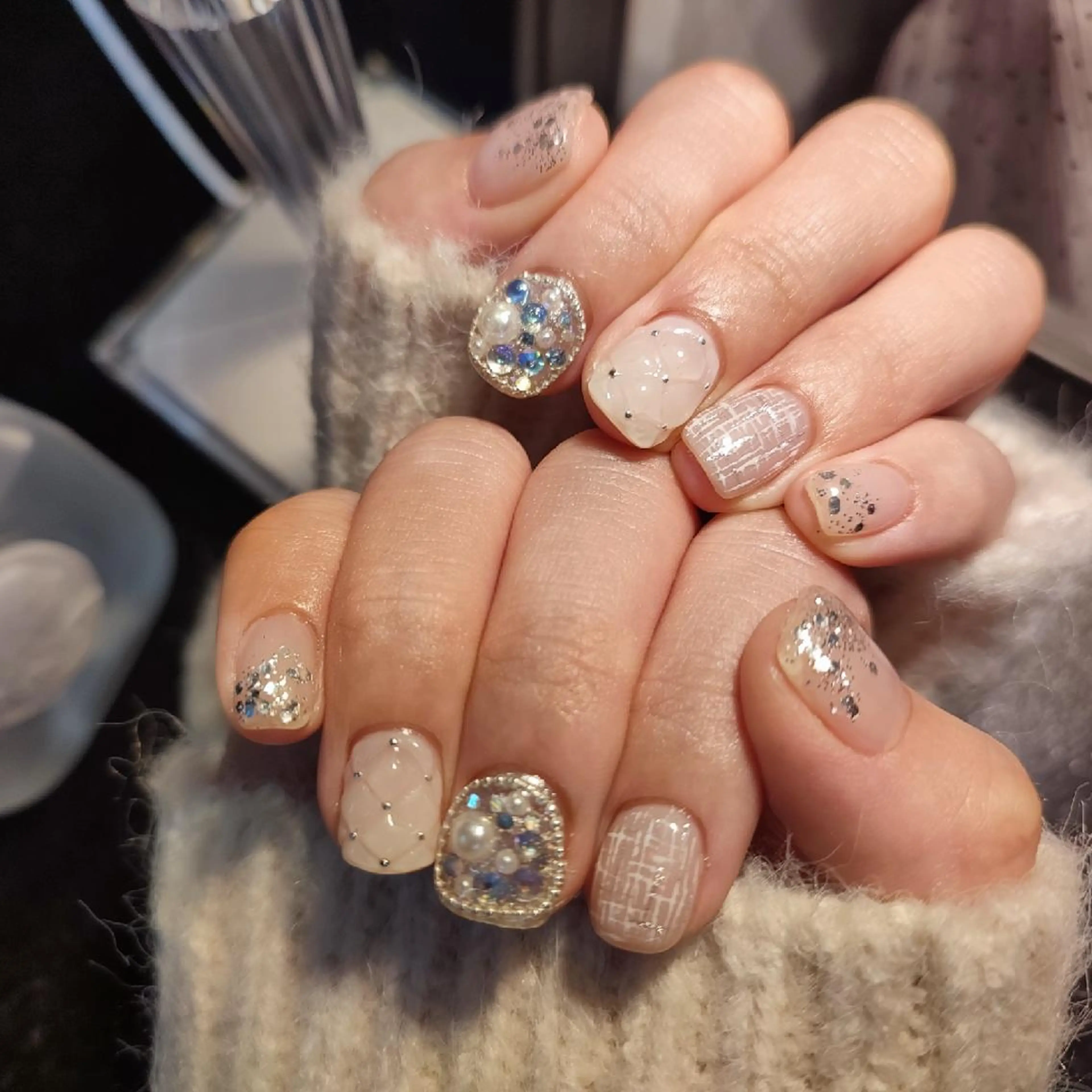 ネイル ハンドネイル RUNWAY 　　の眉毛・アイブロウイメージ