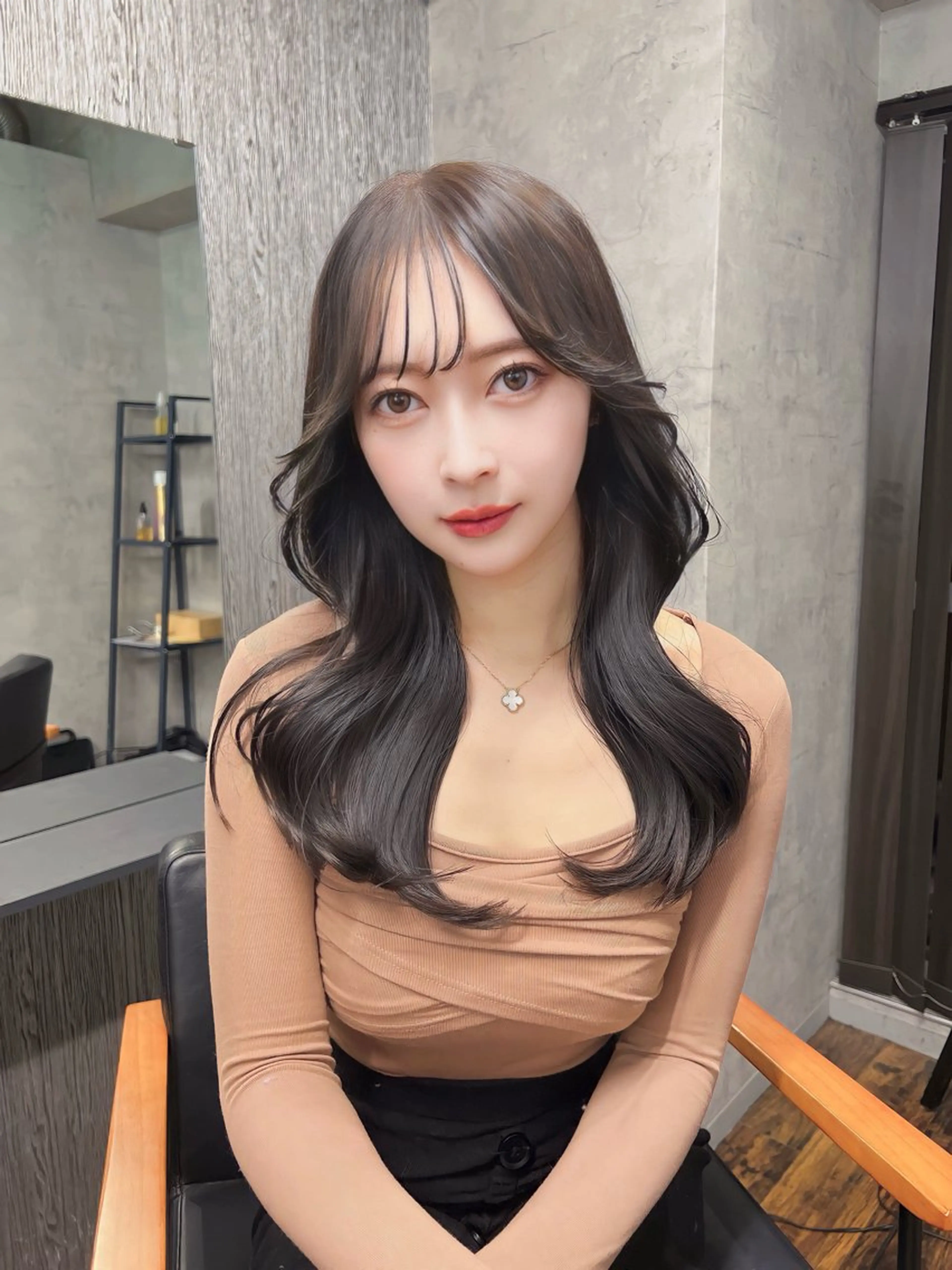 ロング カラー ヘアアレンジ カット ヘアカラー トリートメント ヘッドスパ ヘアセット 韓国レイヤー/ 顔周り💕田中将吾のヘアスタイル