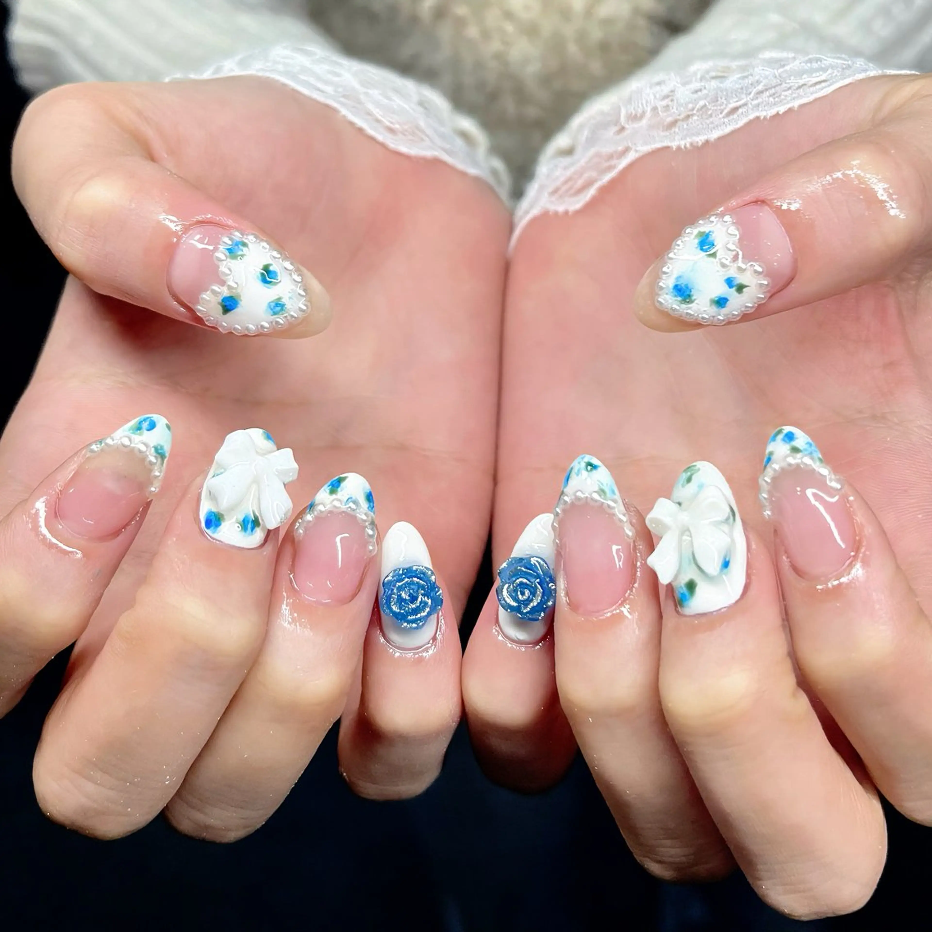 ネイル チークネイル 長さ出し ハート 水色 マグネットネイル ハンドネイル 🫧OPELIA NAIL渋谷🫧のネイルデザイン