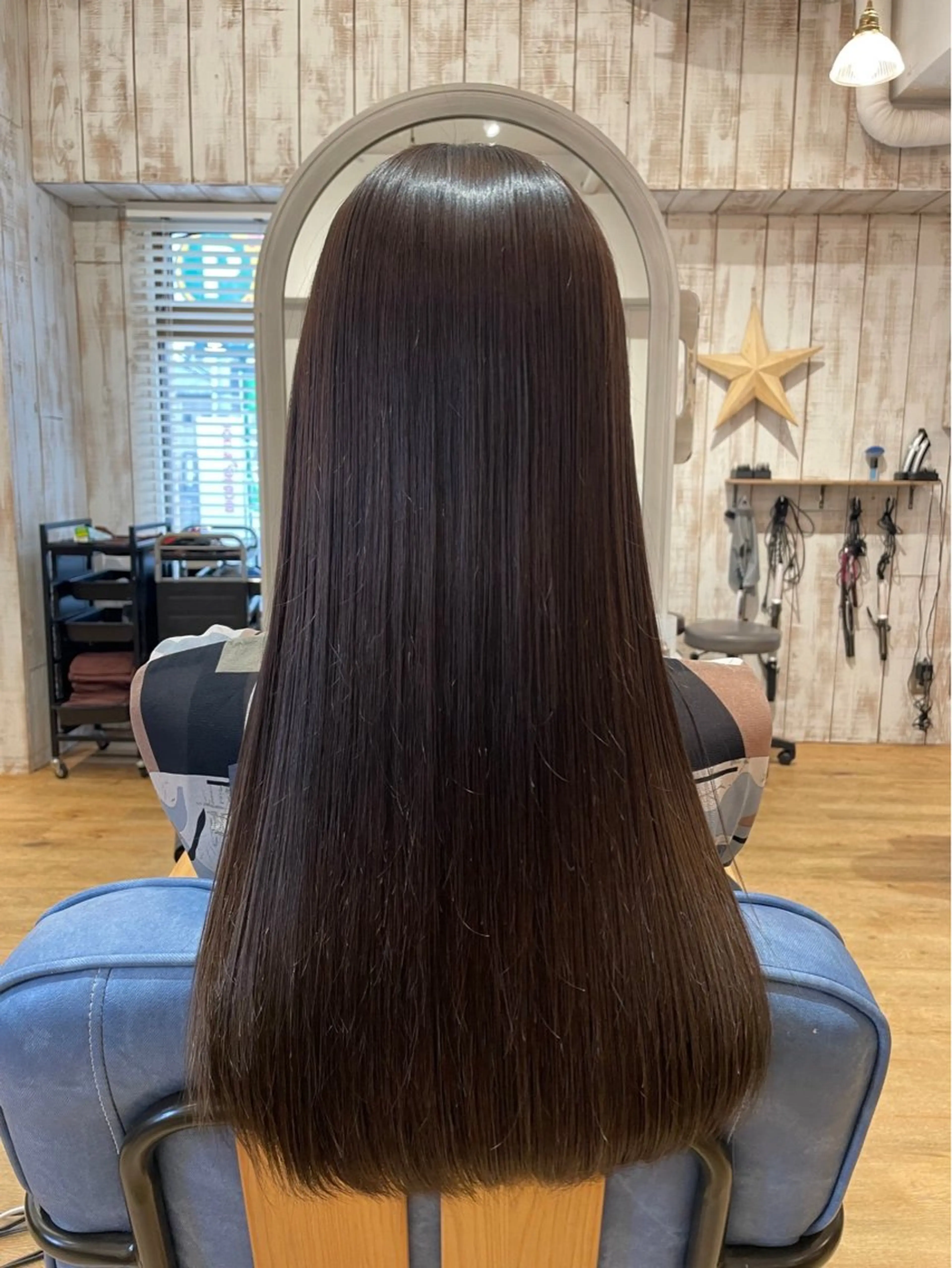 ロング 酸性ストレート カット 縮毛矯正 トリートメント hair salon 【ao.】所属・髪質改善/縮毛矯正 /TATSUYAのヘアスタイル