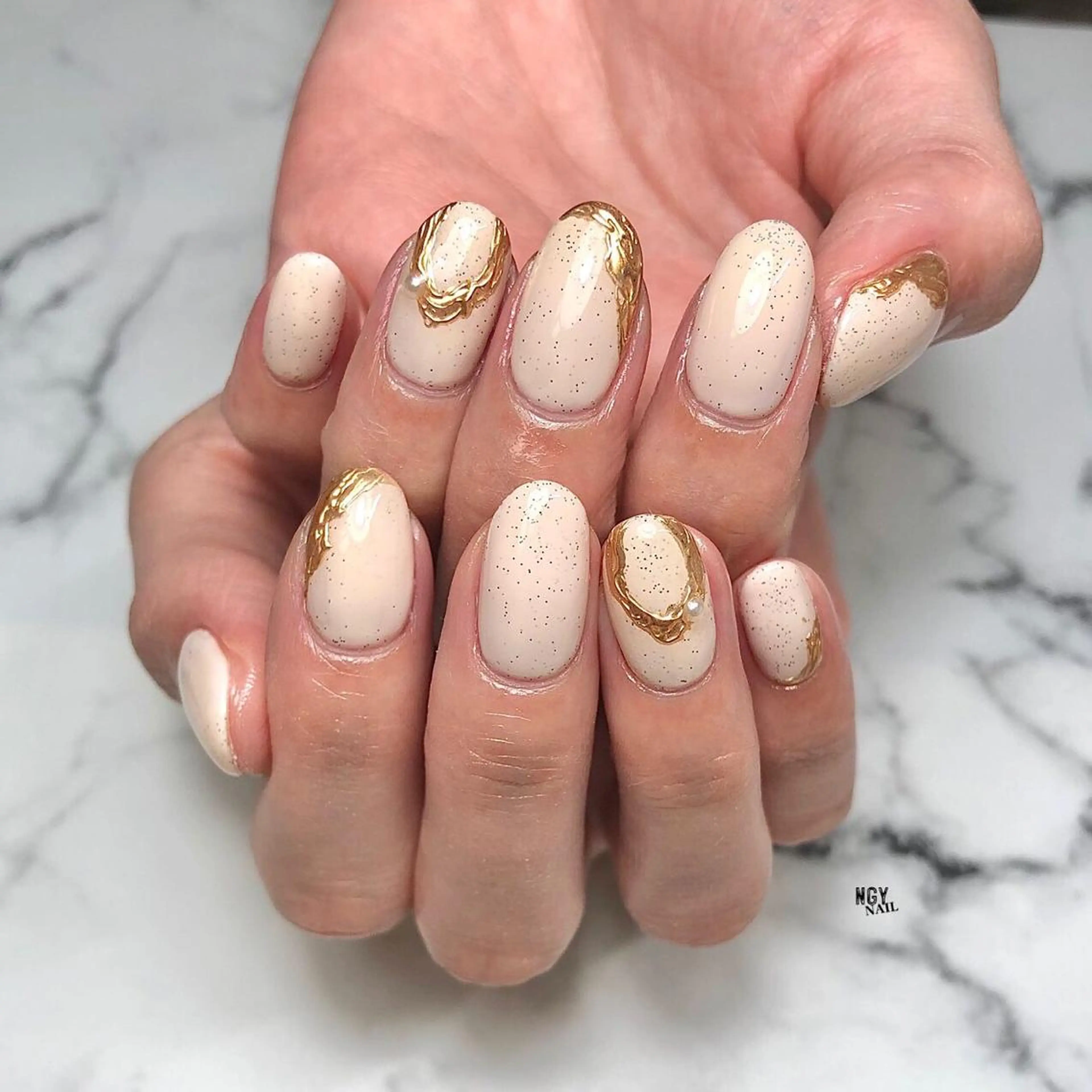 ネイル ジェルネイル ミラーネイル ニュアンスネイル パラジェル 夏ネイル NAIL NOWのネイルデザイン