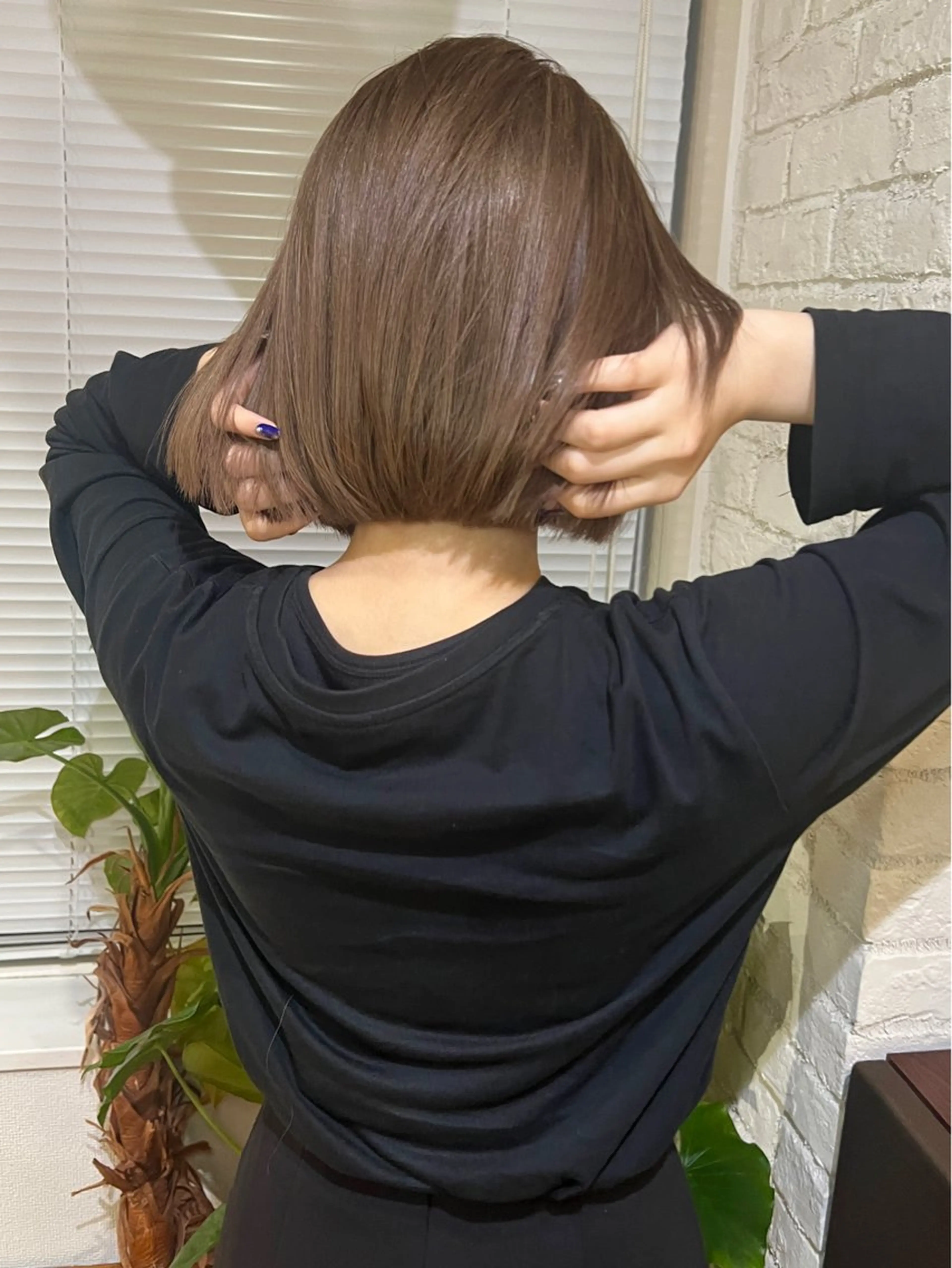 カラー UNBIRTHDAY Erenaのヘアスタイル