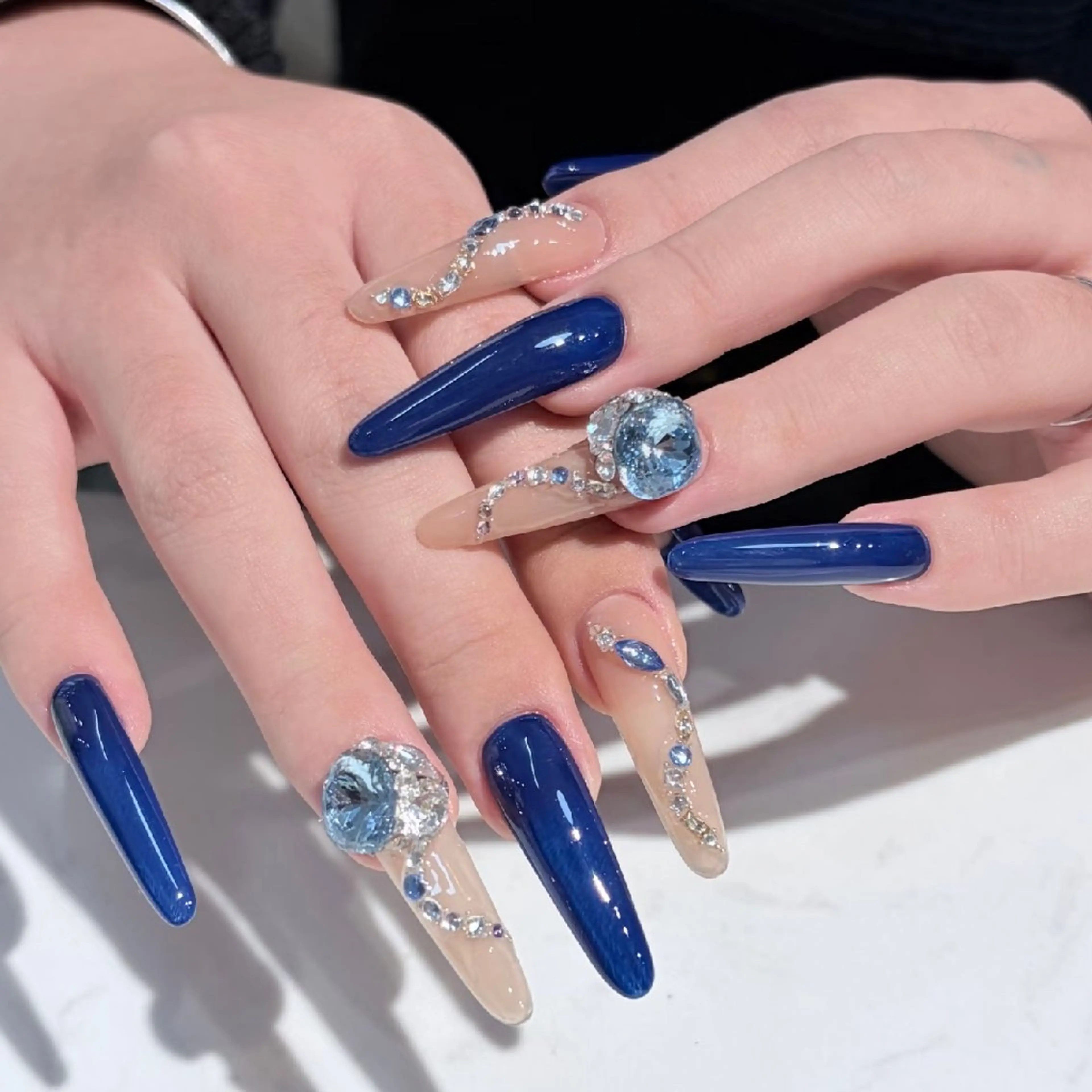 ネイル 清水 亞美のネイルデザイン