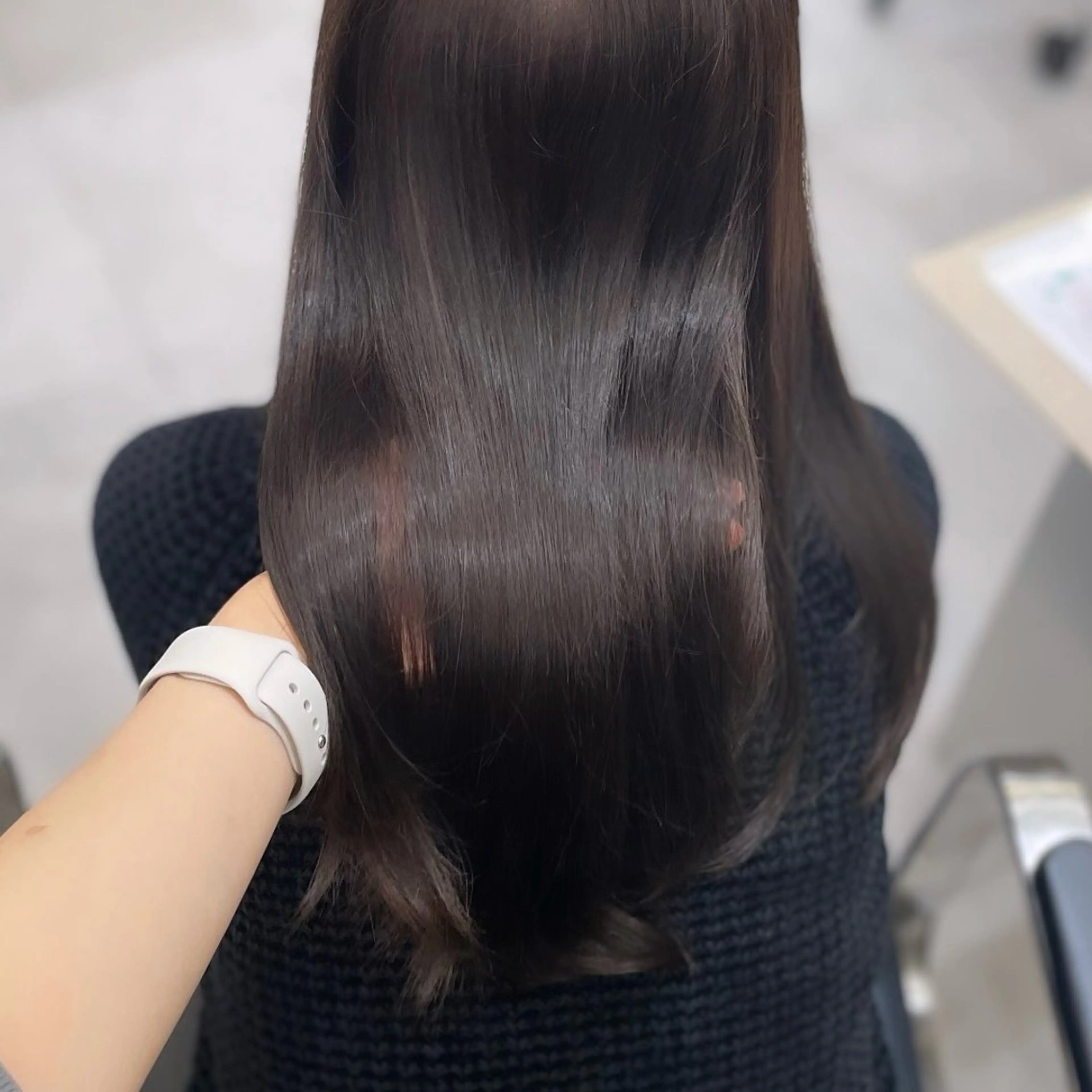 セミロング カラー グレージュ ピンクカラー ヘアカラー Rui/透明感カラー 暖色/レイヤーカットのヘアスタイル
