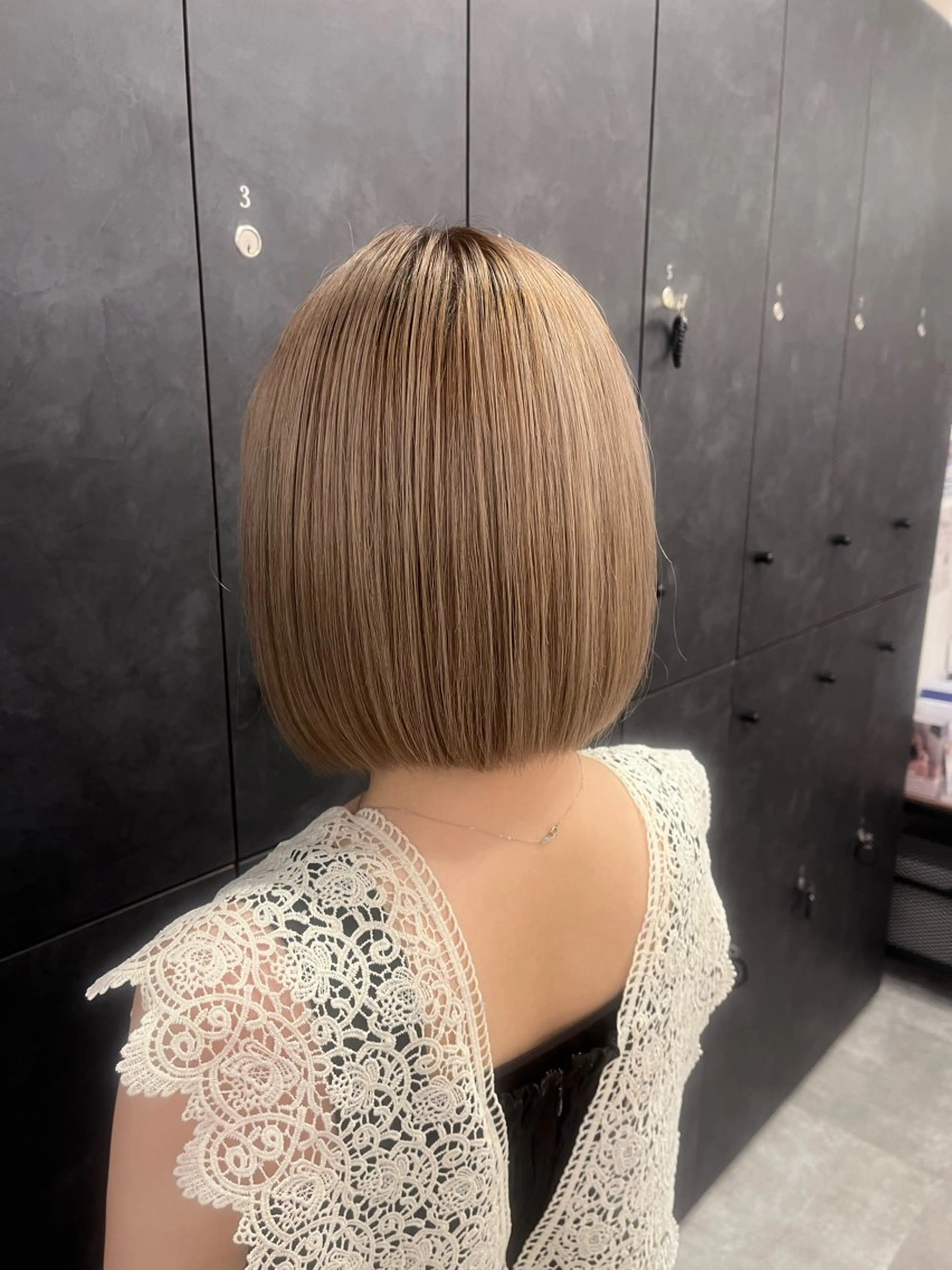 ショート カラー Ｖｉｏｔ  銀座 樋口 桃佳のヘアスタイル