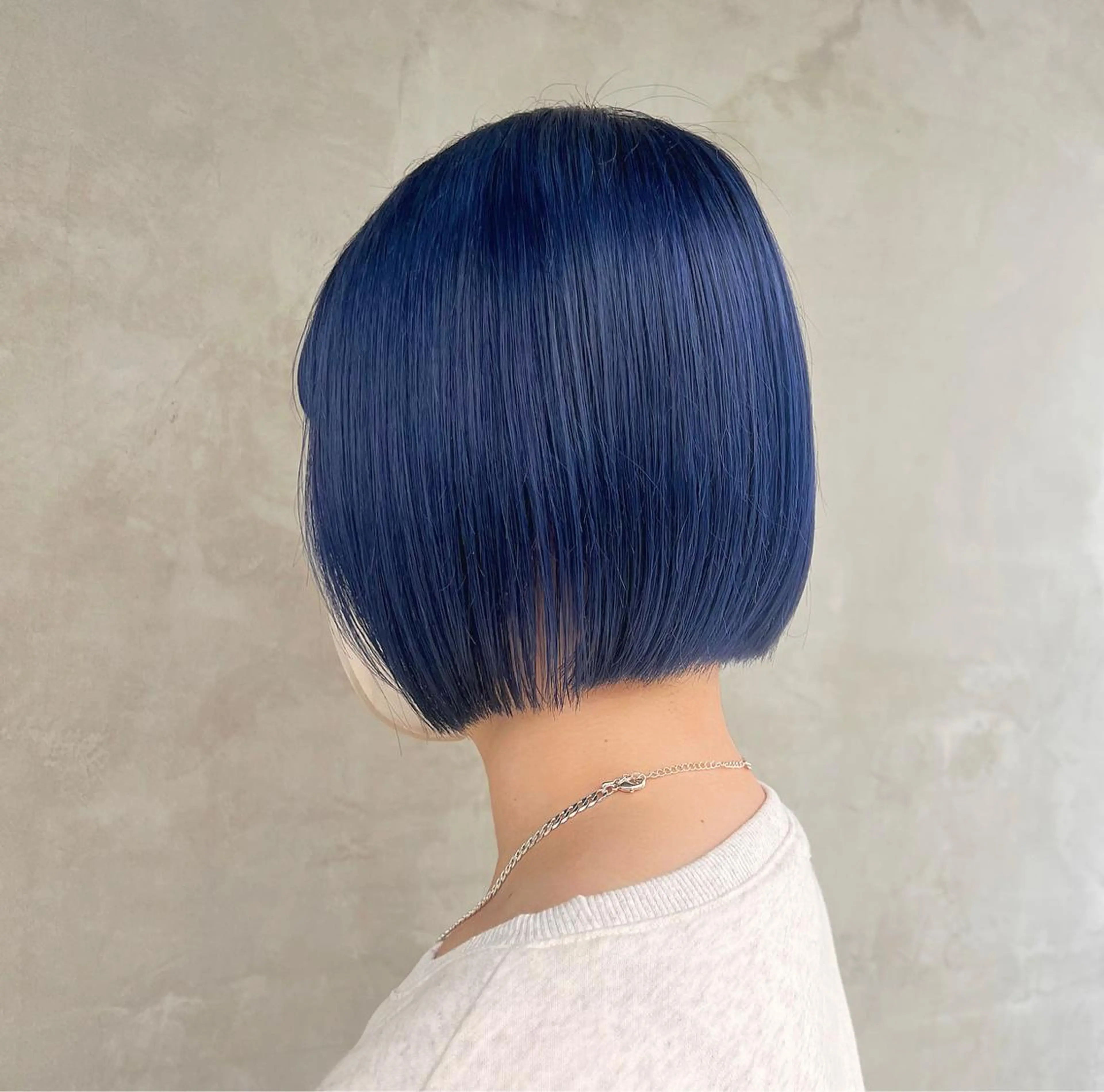 ショート ヘアカラー トリートメント 切りっぱなしボブ 👩🏼ミニボブのヘアスタイル