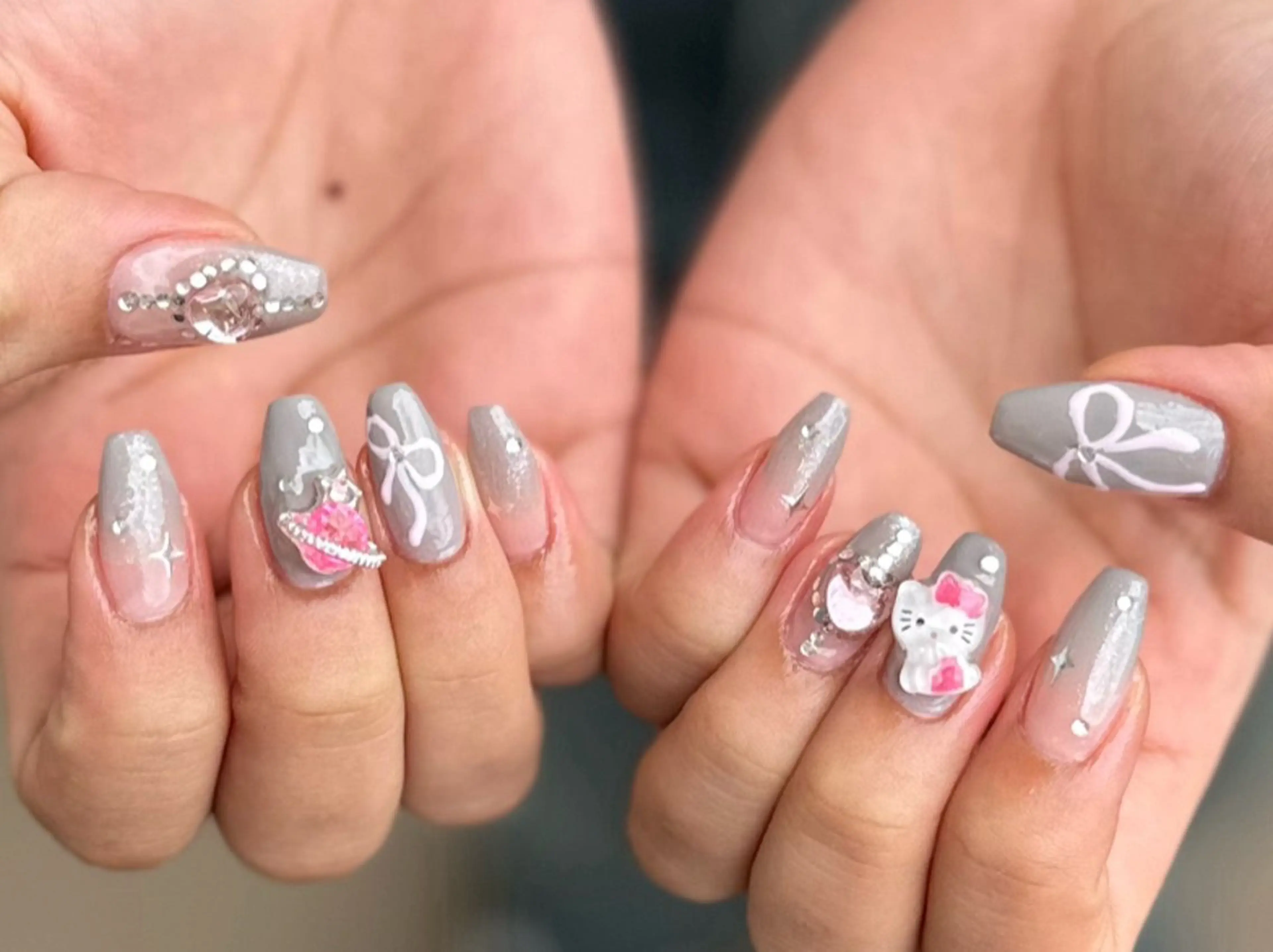 ネイル 新山 聖のネイルデザイン