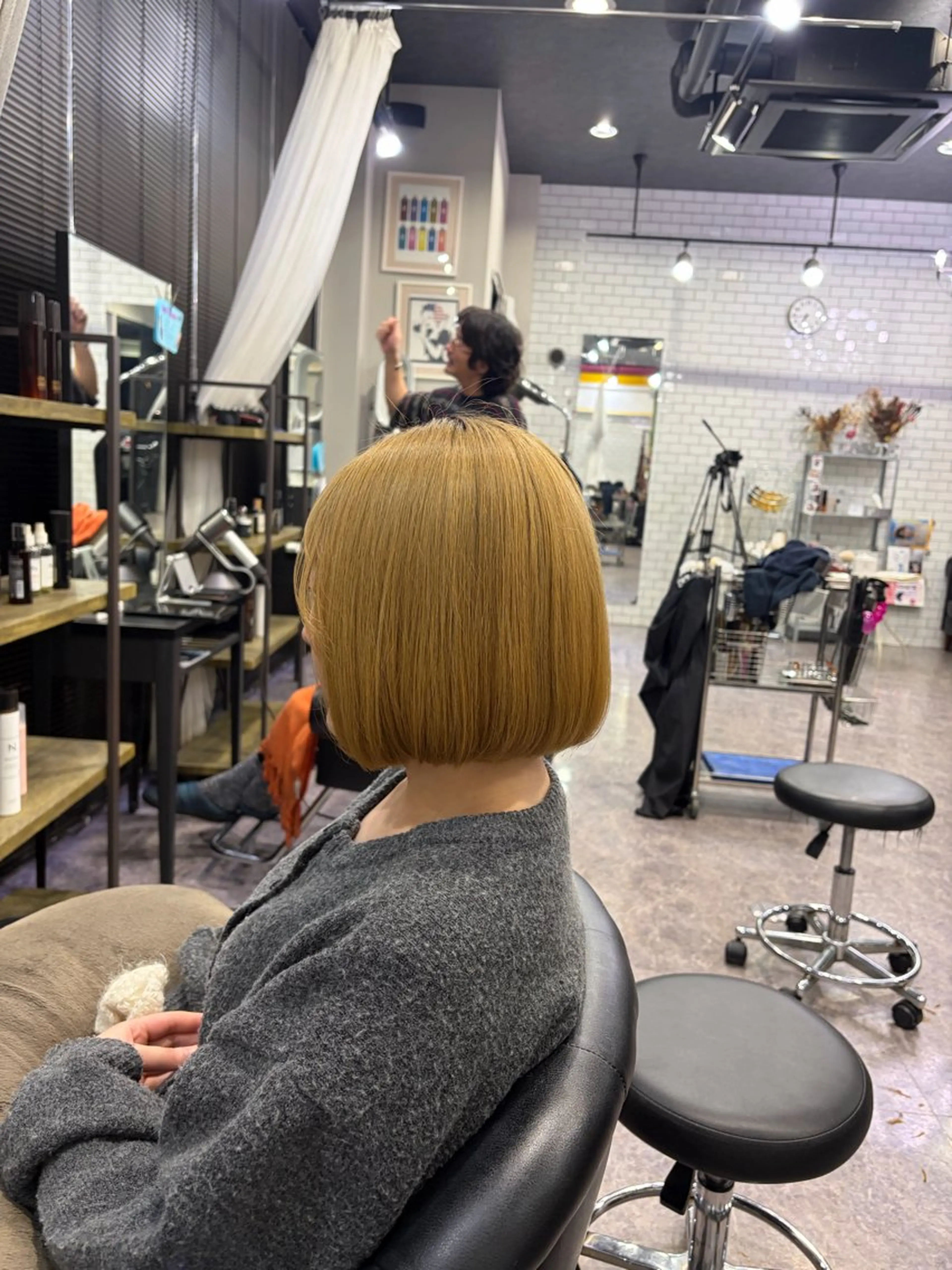 ショート カット 友滝 真菜美のヘアスタイル