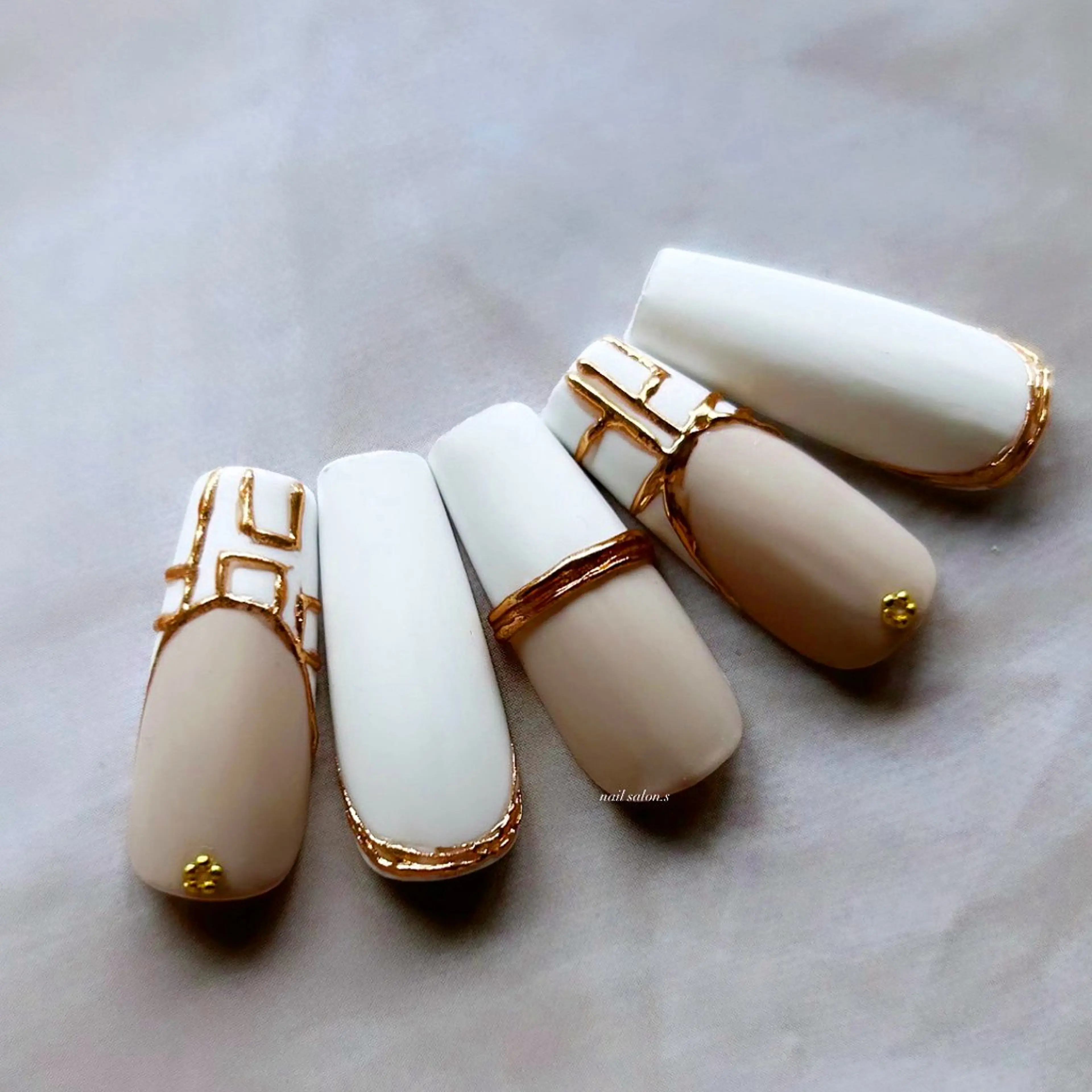 ネイル 長さ出し ハンドネイル 関山 志乃のネイルデザイン