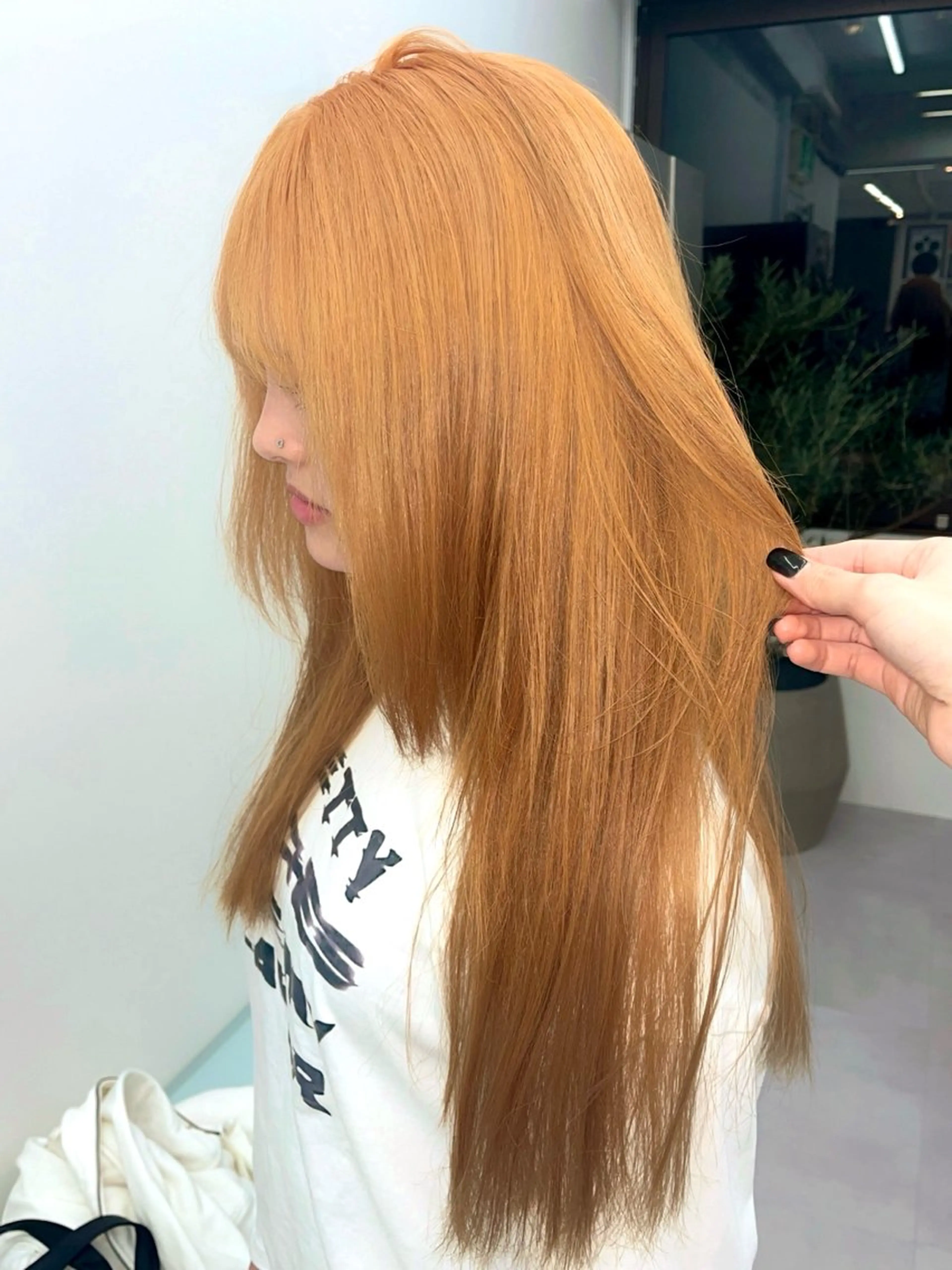 カラー カット ヘアカラー トリートメント kosoraベージュ ハイトーン/デザインのヘアスタイル