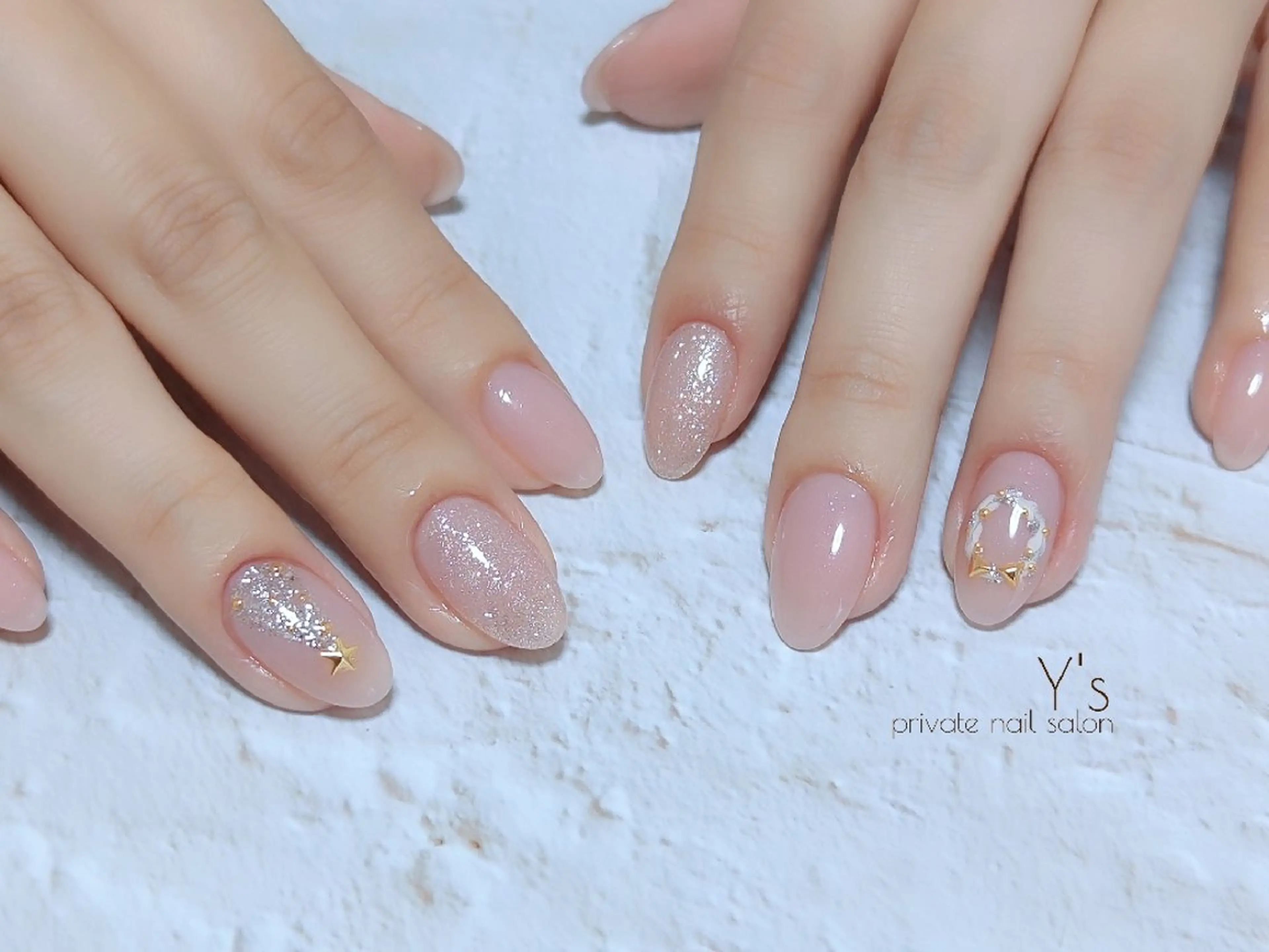 ネイル YUMI NAGAI  のネイルデザイン