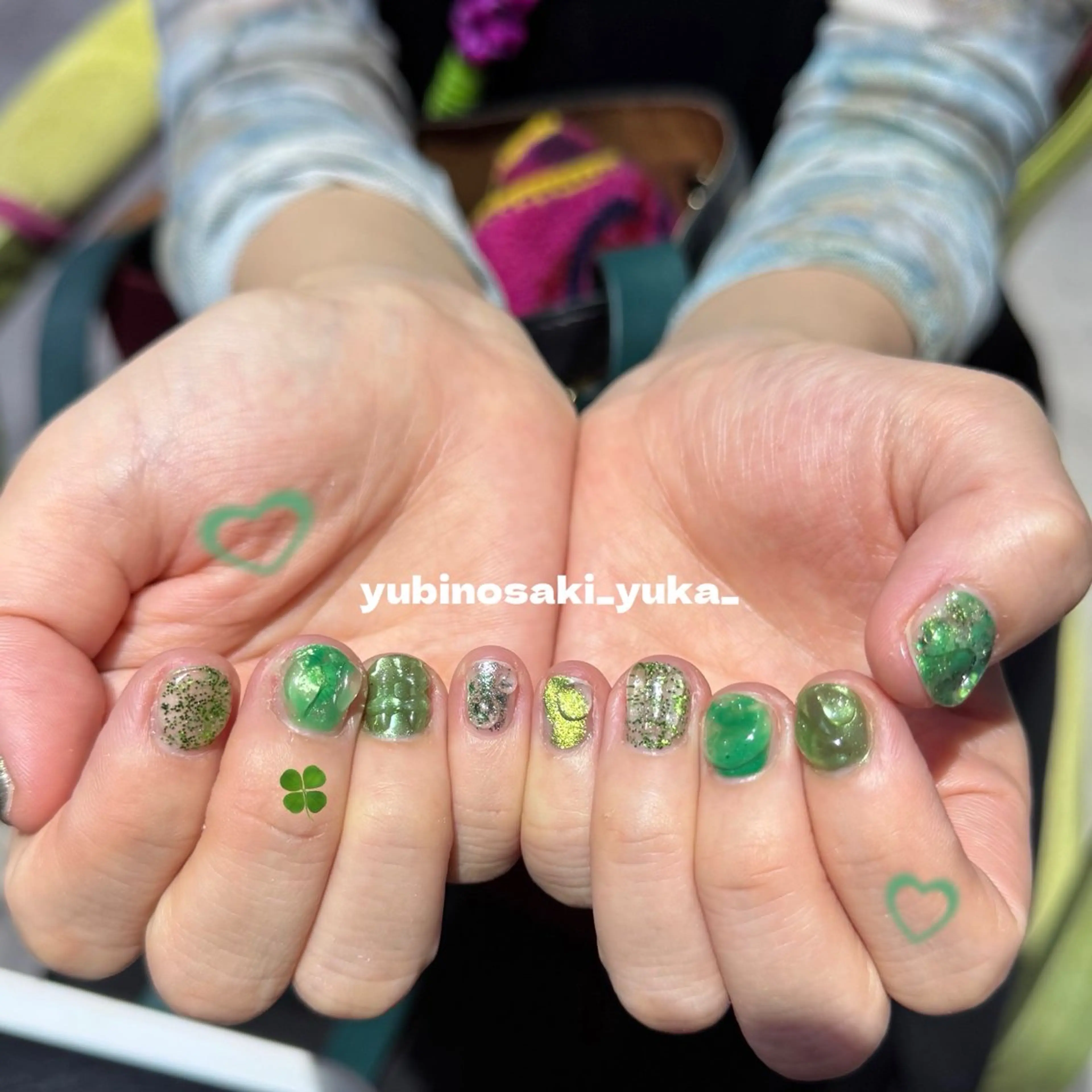ショート 小川 柚香のネイルデザイン