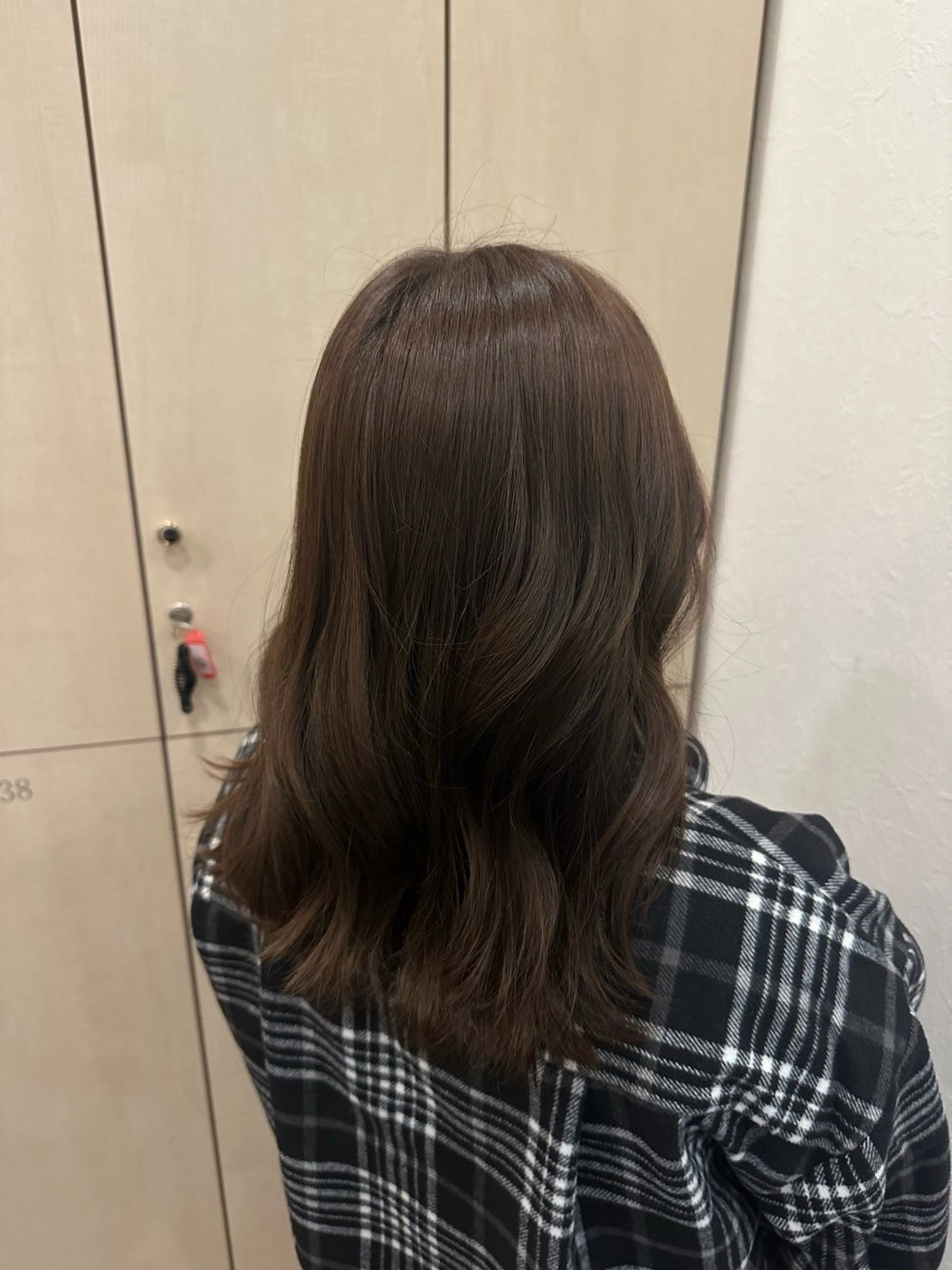 カラー Miki .のヘアスタイル