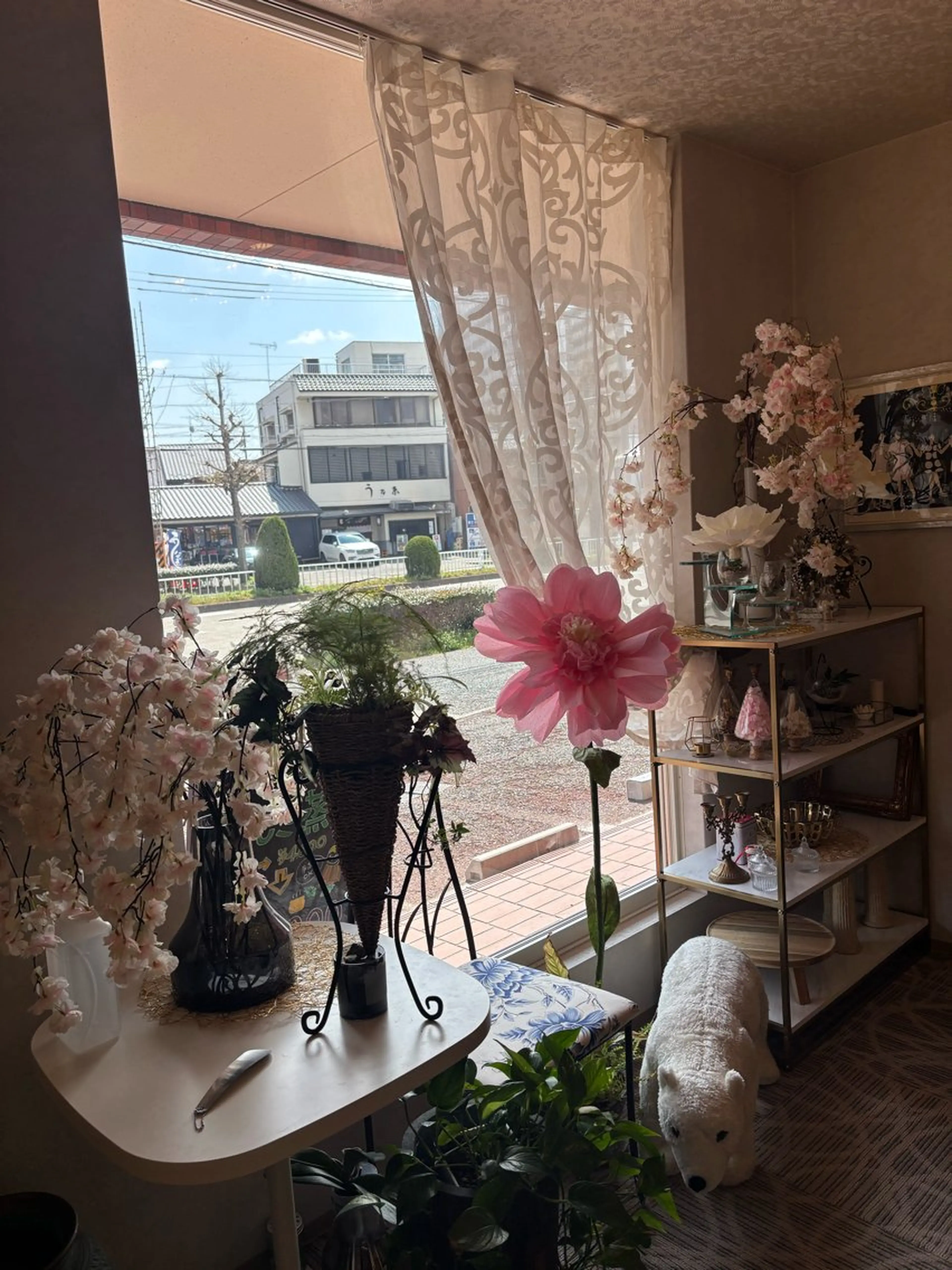 POLA ささしまライブ黄金インター店クリスタルエール所属・POLA クリスタルエール河村のエステ・リラクイメージ