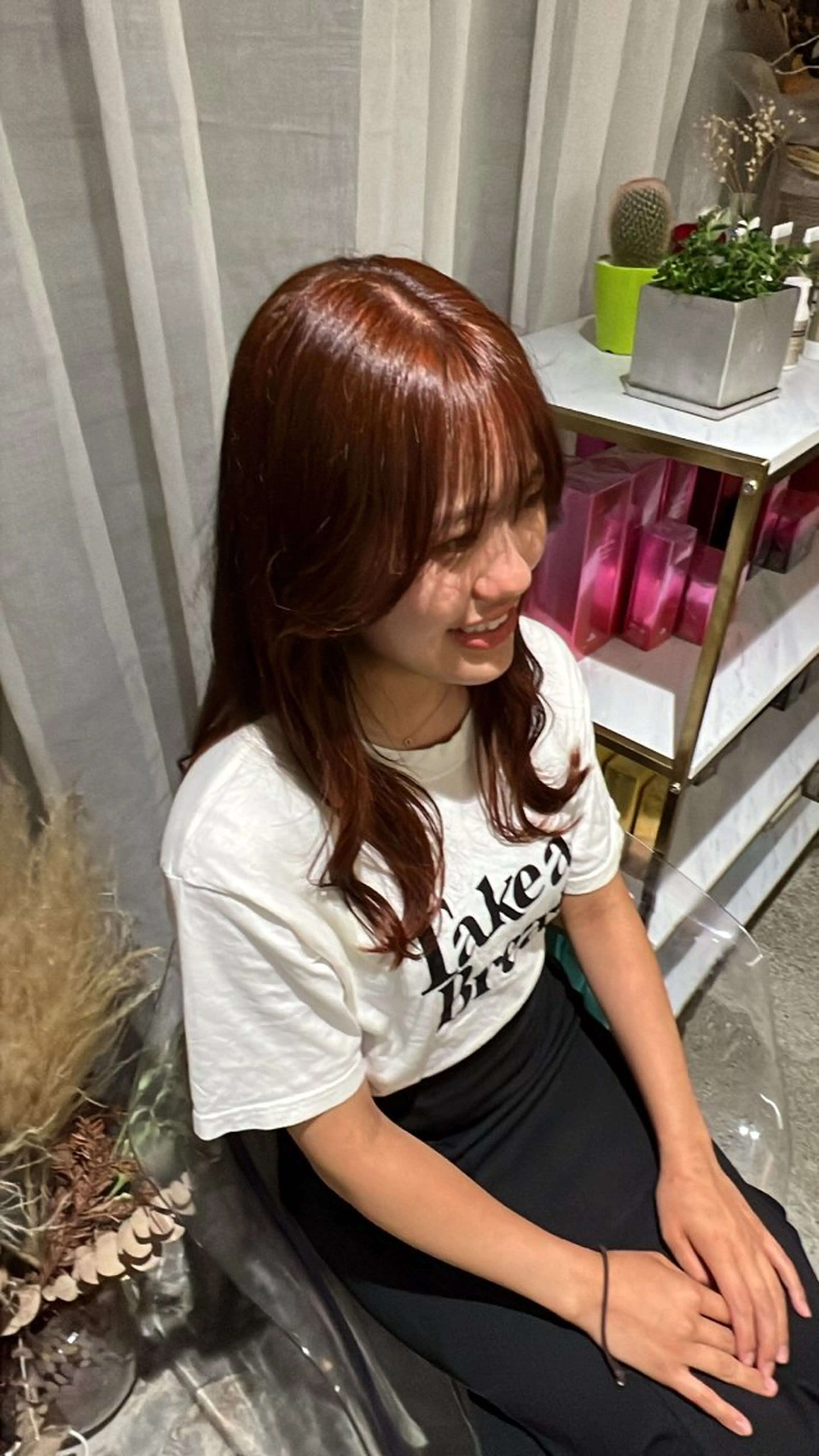 カラー 【YOKE】　西田 乃那のヘアスタイル