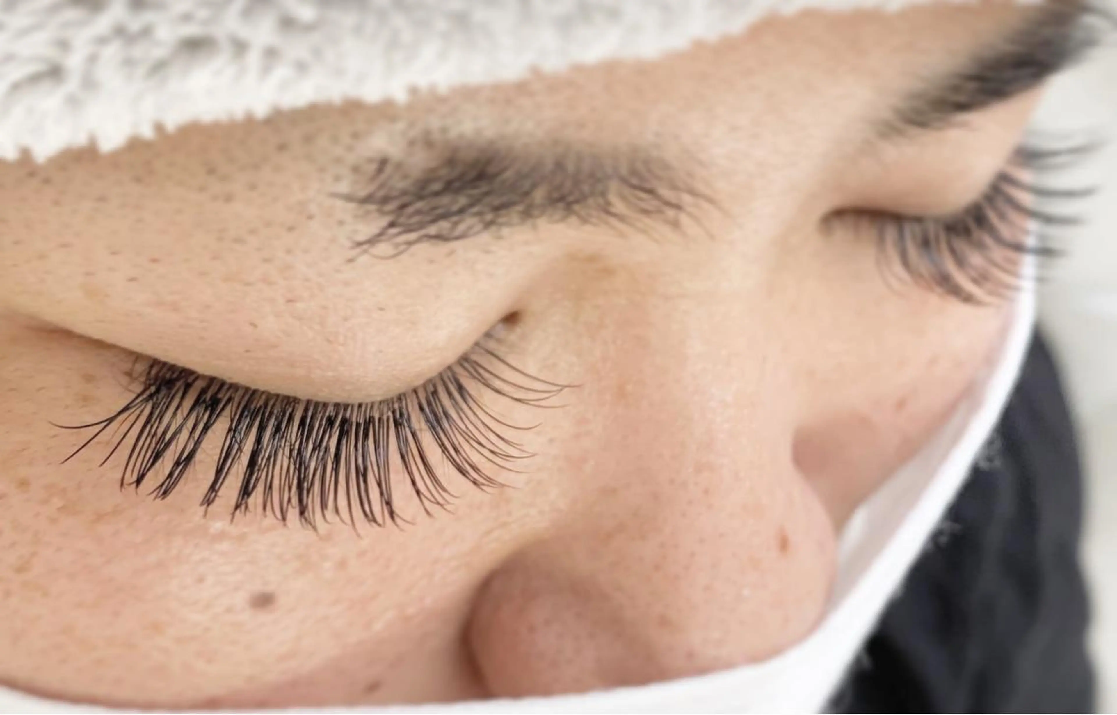 マツエク・マツパ 付け放題 salonLADYSTYLE所属・稲嶺 美華のエステ・リラクイメージ