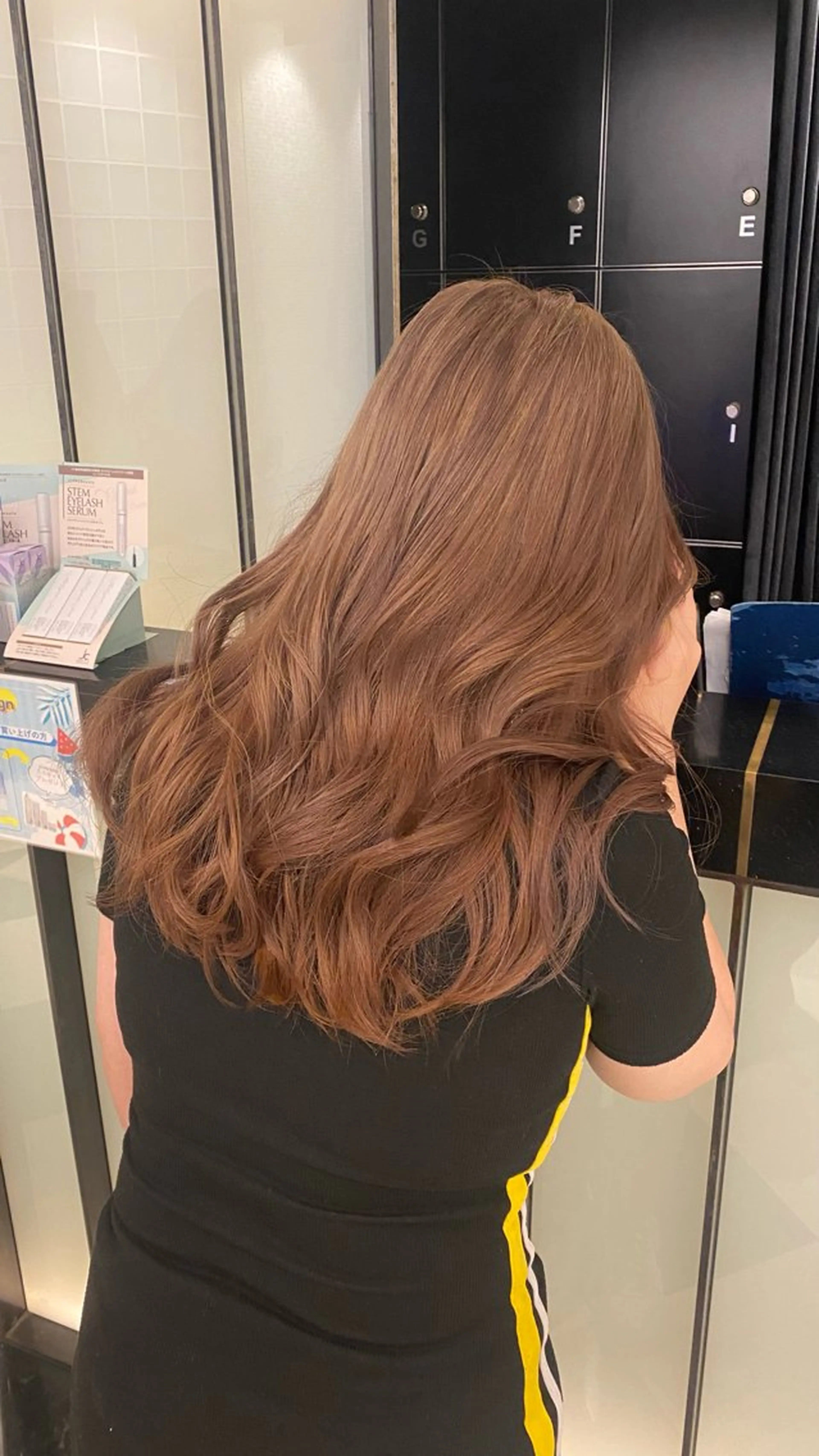 ロング 高山 沙来/レイヤー カット/髪質改善艶髪のヘアスタイル