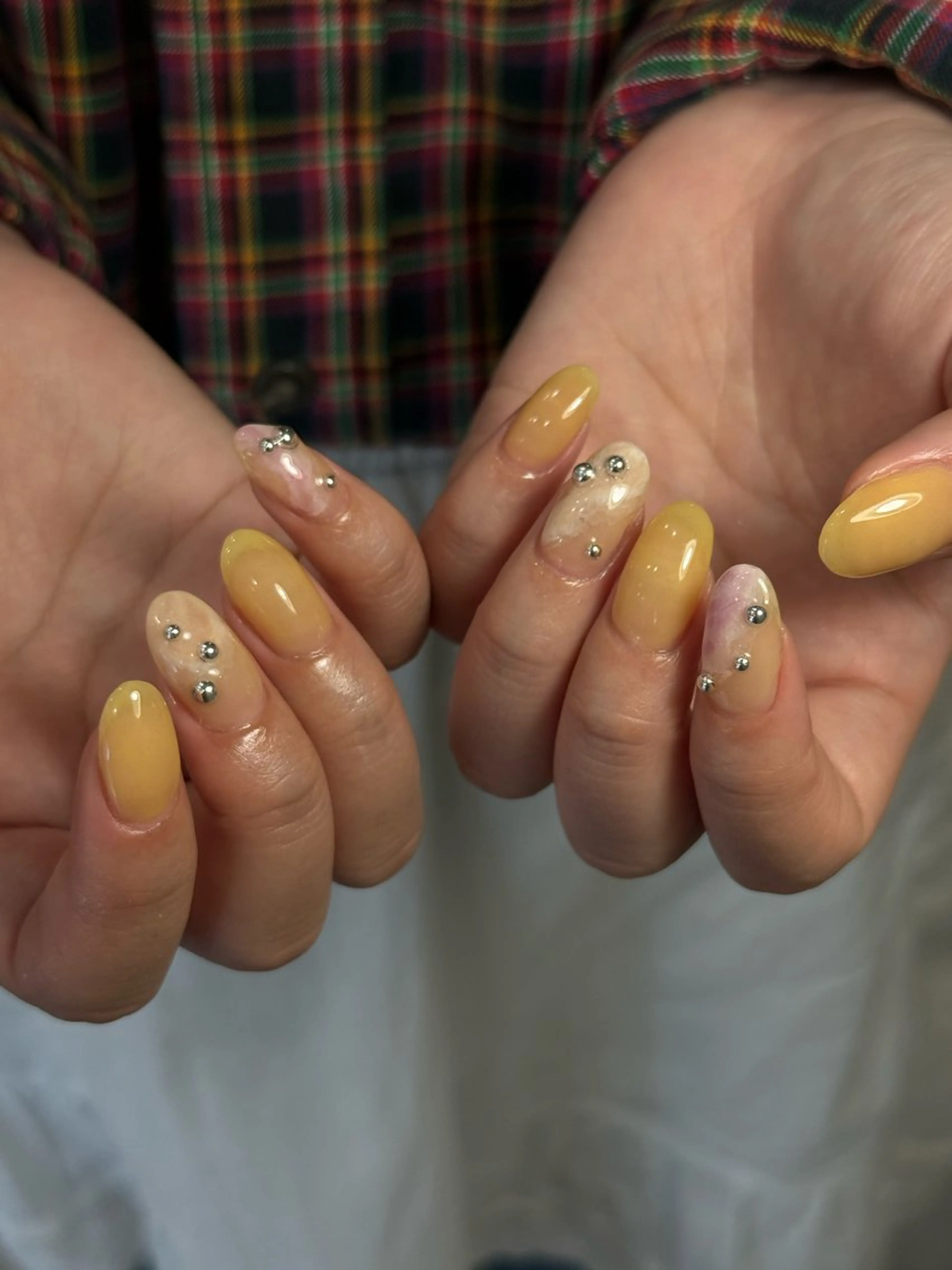 ネイル neouv所属・NEOUV_ mikuのネイルデザイン