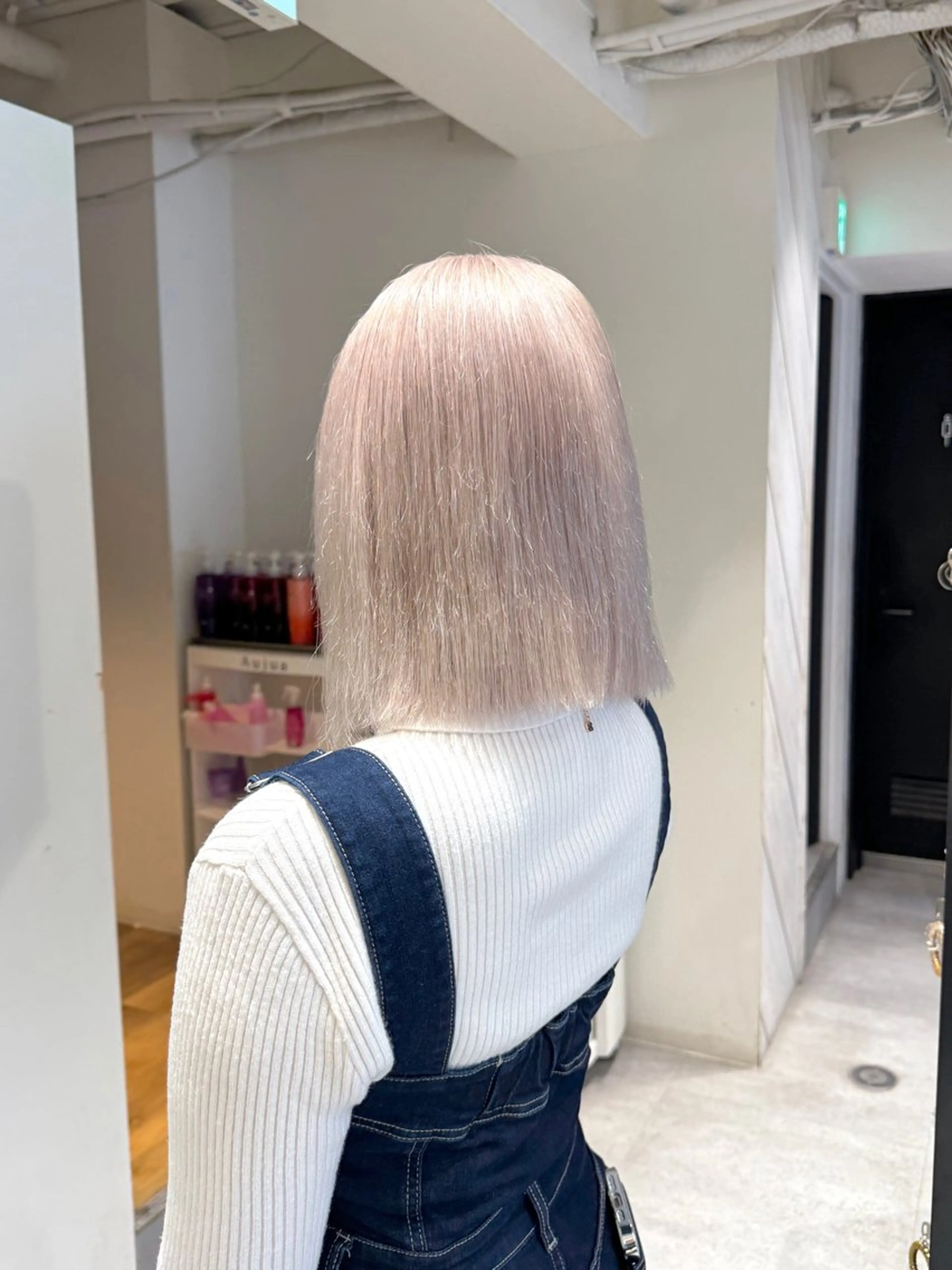 ショート カラー ブリーチ グレージュ ヘアカラー トリートメント fuka/梅田/ ミルクティーベージュのヘアスタイル