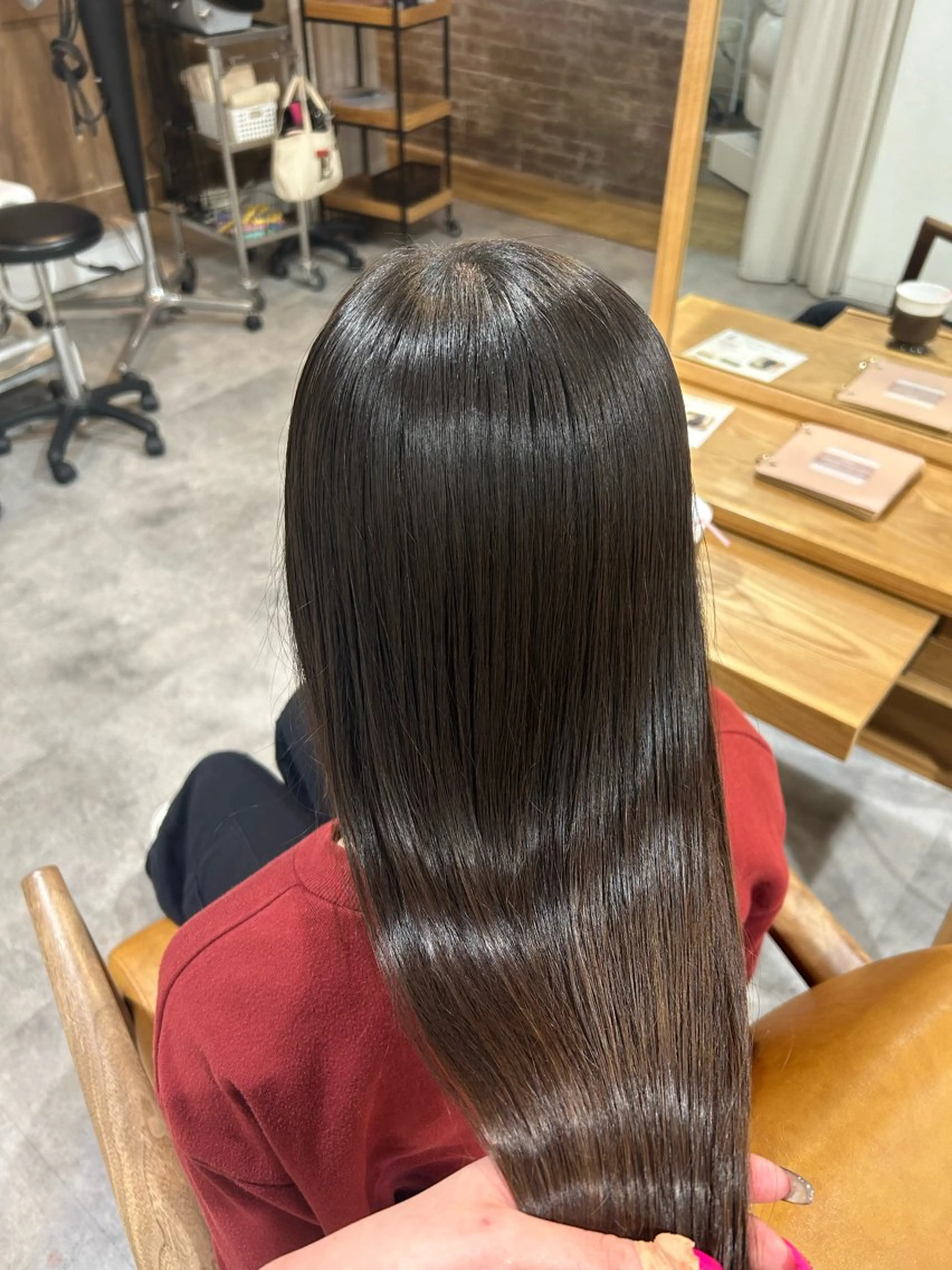 平日限定✨ 【先着5名様限定‼️】 カラー➕トリートメント超音波アイロン使用🩵の写真