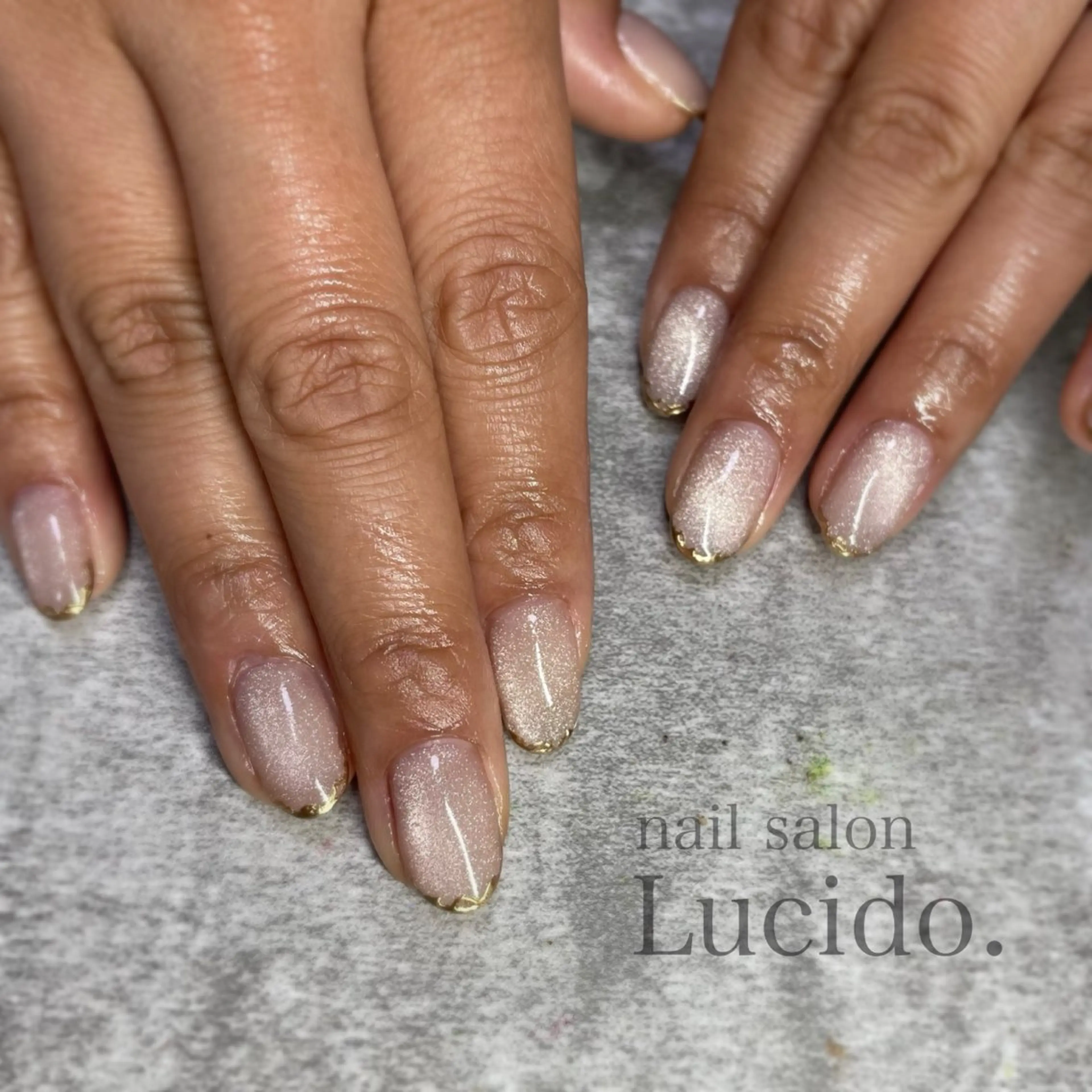ネイル アートネイル マグネットネイル シンプルネイル ハンドネイル フットネイル nail salon Lucido.所属・さかい まいこのネイルデザイン