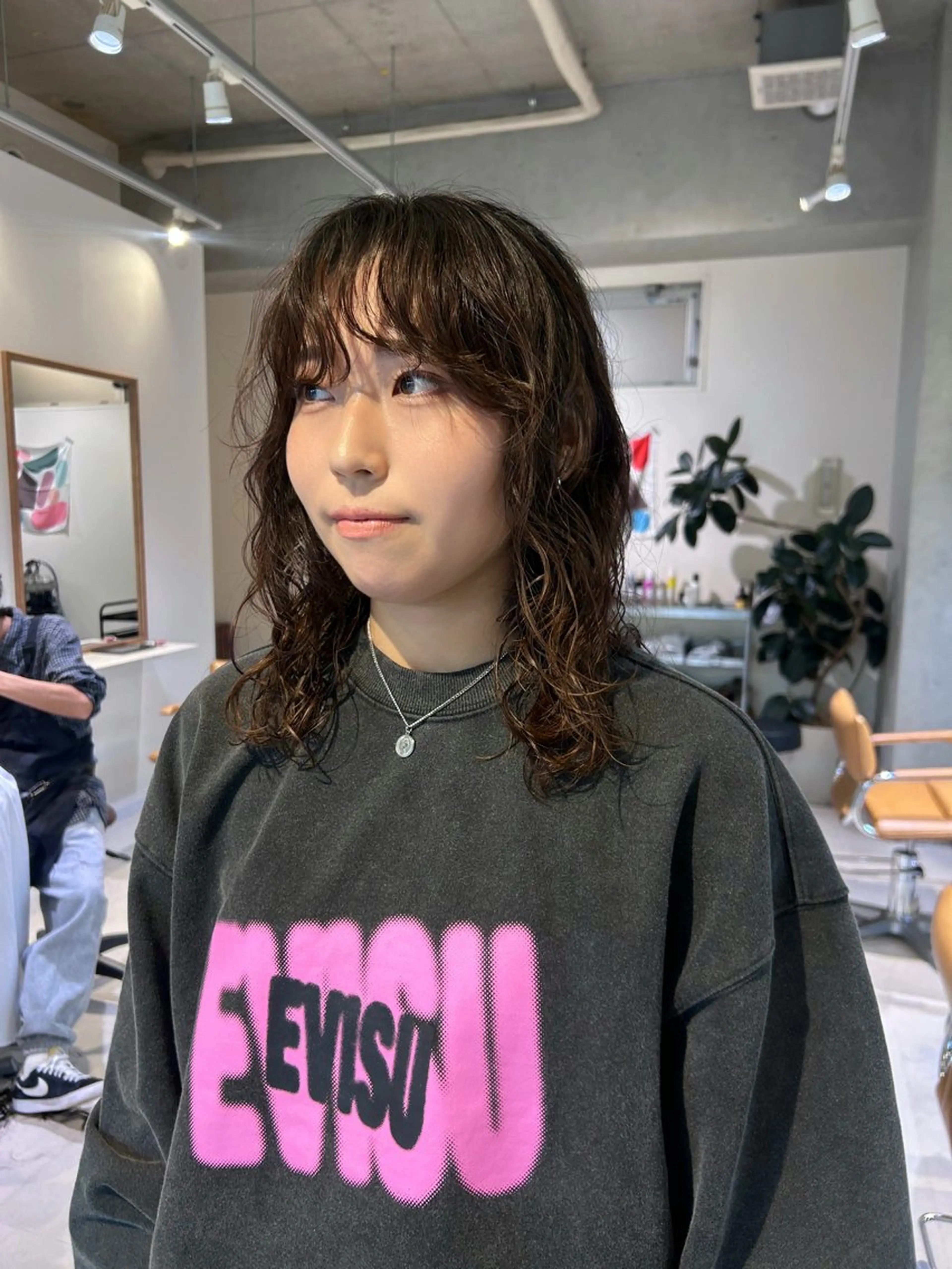 ミディアム ミディアムパーマ カット パーマ トリートメント レイヤーカット/ツヤ 縮毛矯正/アチワのヘアスタイル