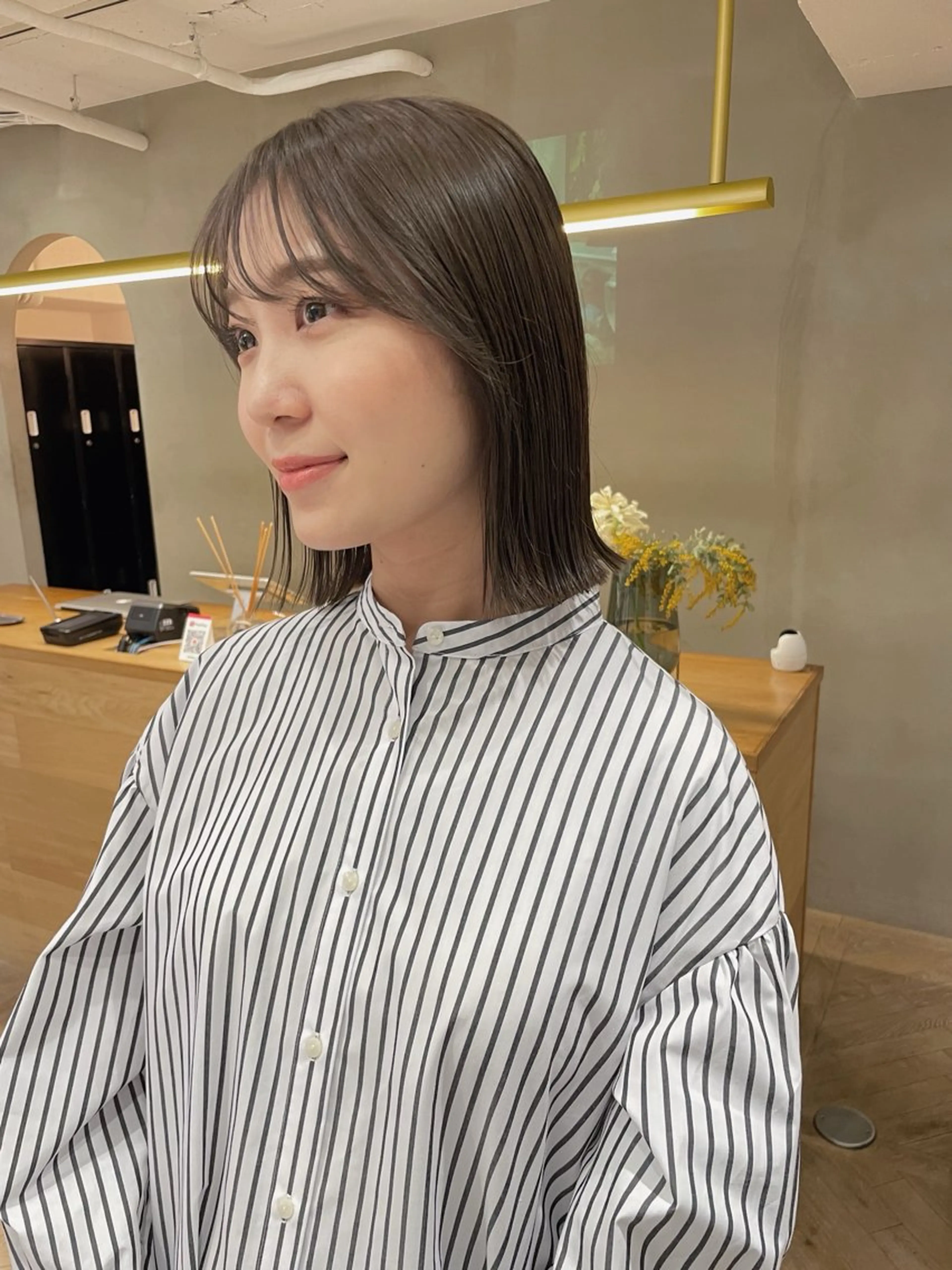 ミディアム ヘアカラー レイヤーカット‎🤍 /ともえ🤎🧸のヘアスタイル