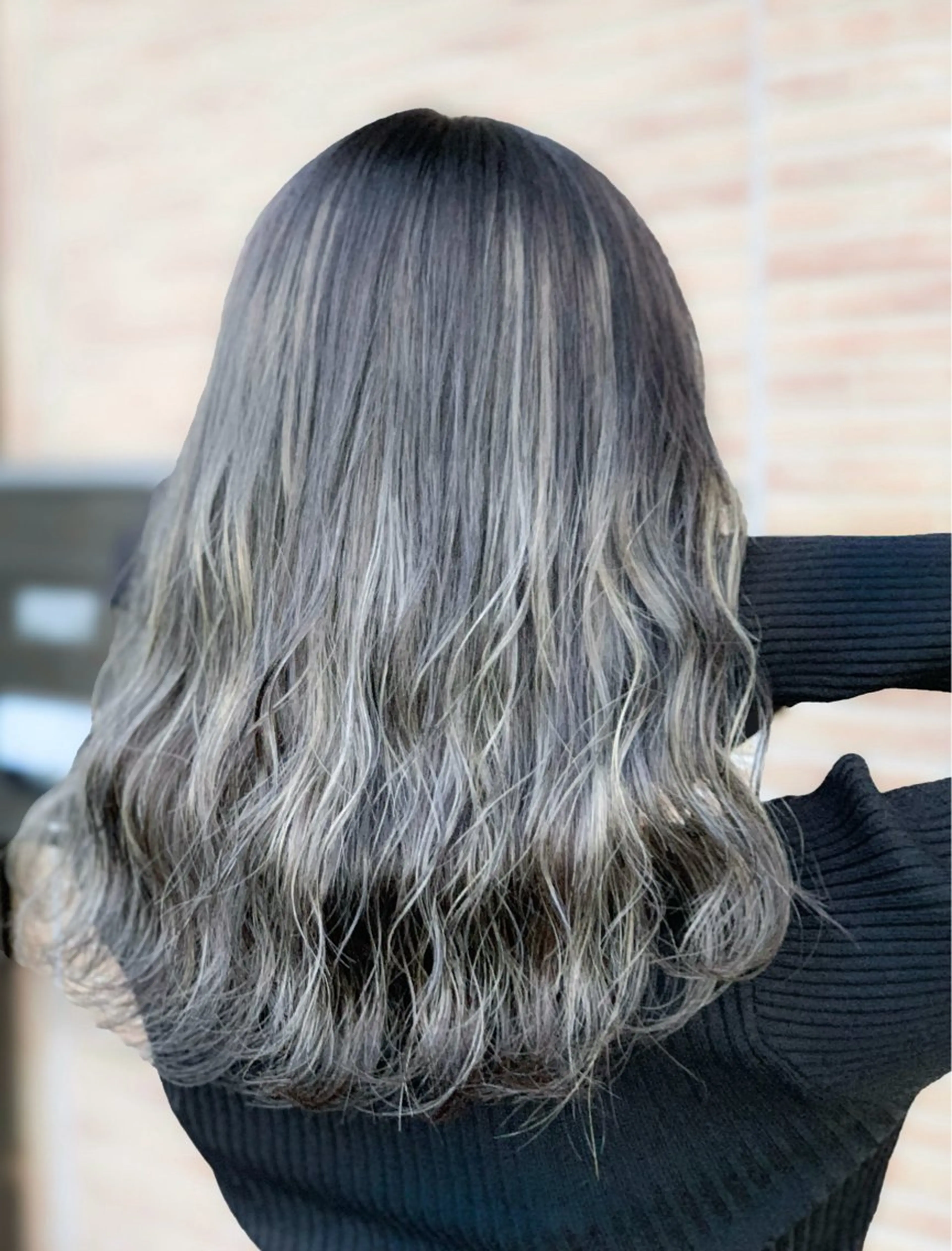 セミロング セミロングパーマ ボブ ハイライト 髪質改善 韓国風ヘア カット ヘアカラー トリートメント ank classic hair【アンククラシックヘアー】所属・バレ、ハイライト モデル募集　齋藤祐哉のヘアスタイル