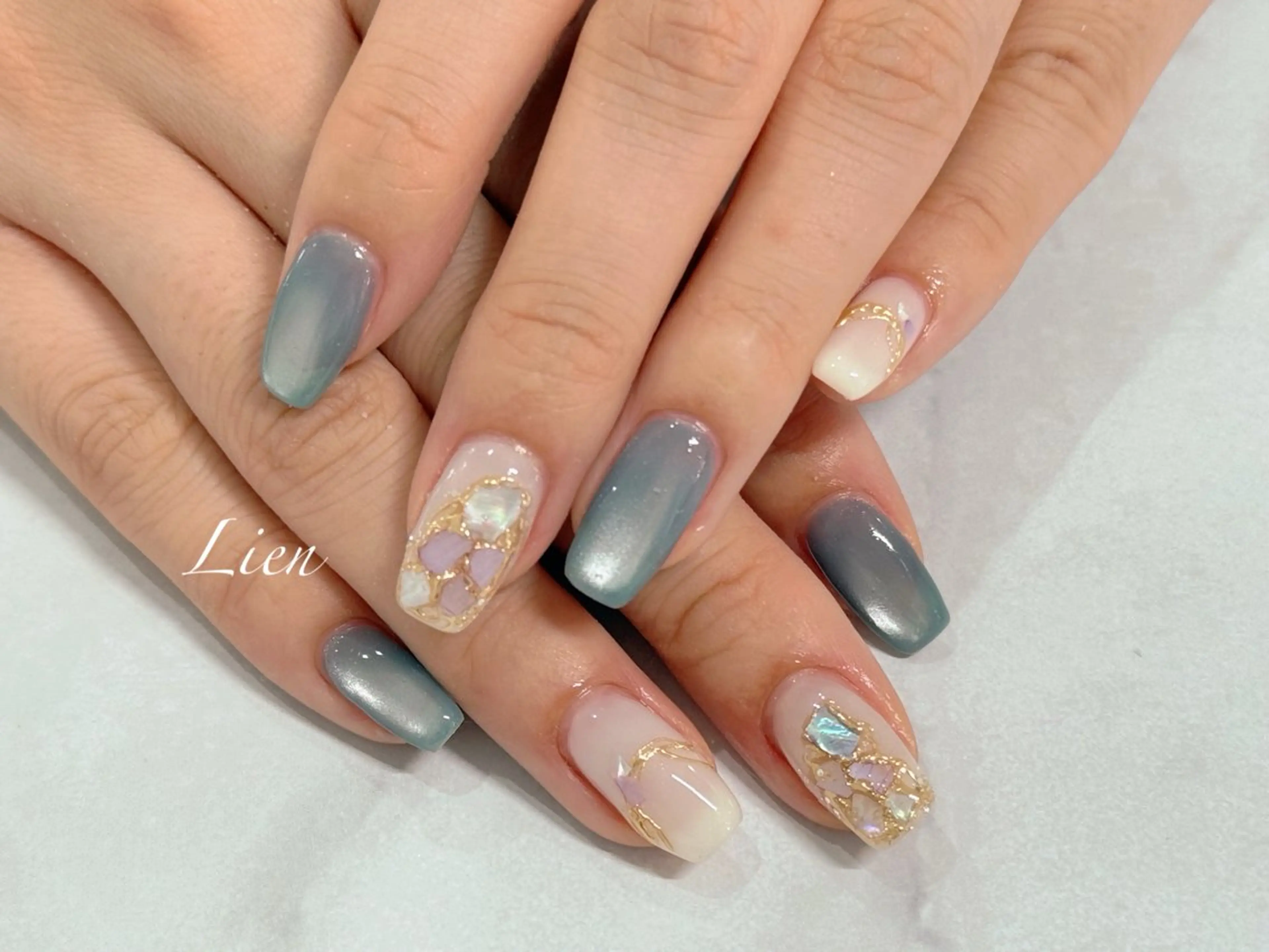 ネイル 長さ出し フットネイル フレンチネイル ジェルネイル ガラスフレンチ ハンドネイル Lien（リアン） 銀座駅6分のネイルデザイン