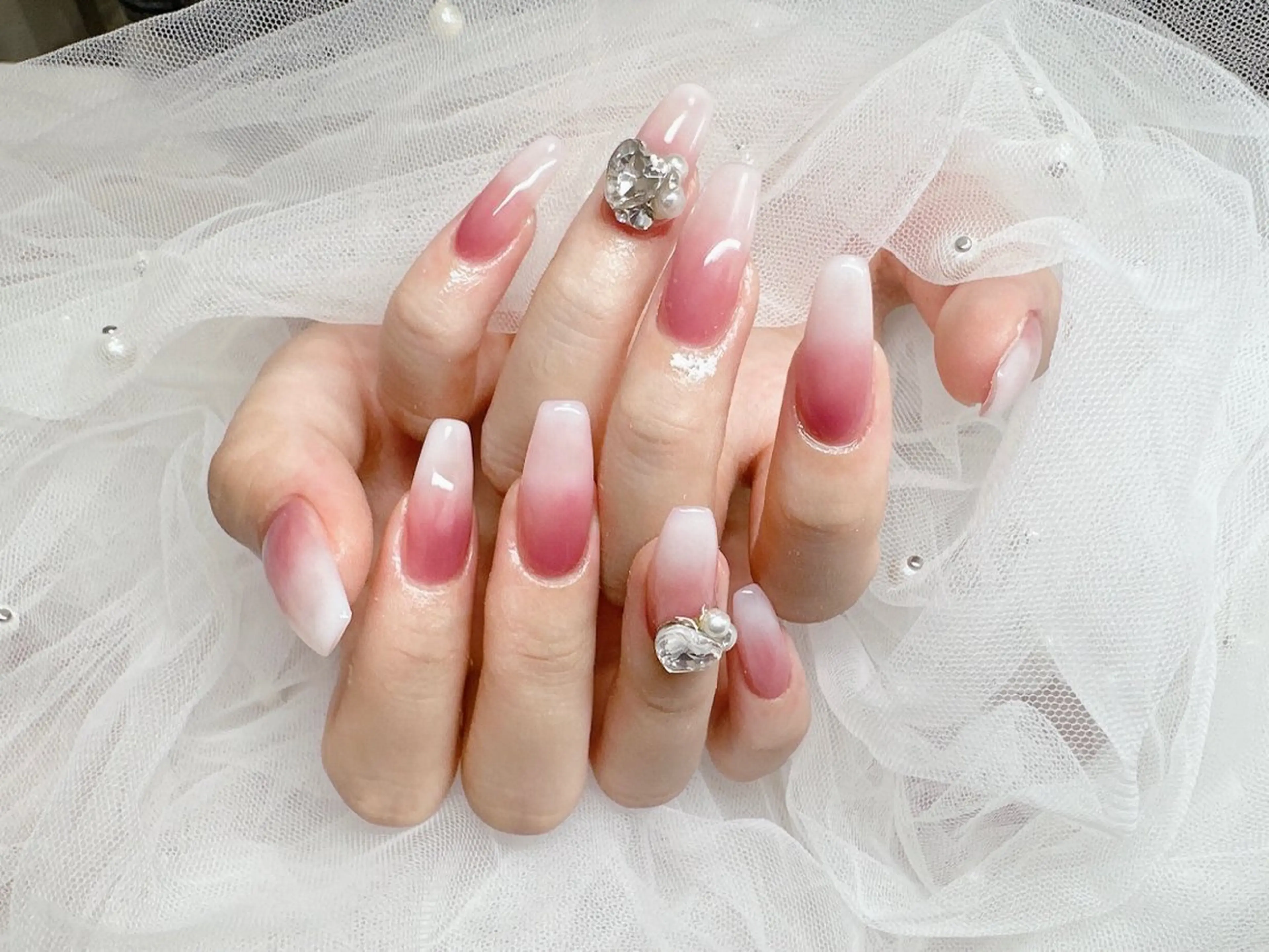 ネイル Hana  NAIL所属・新宿YISInail スカルプ専門店のネイルデザイン