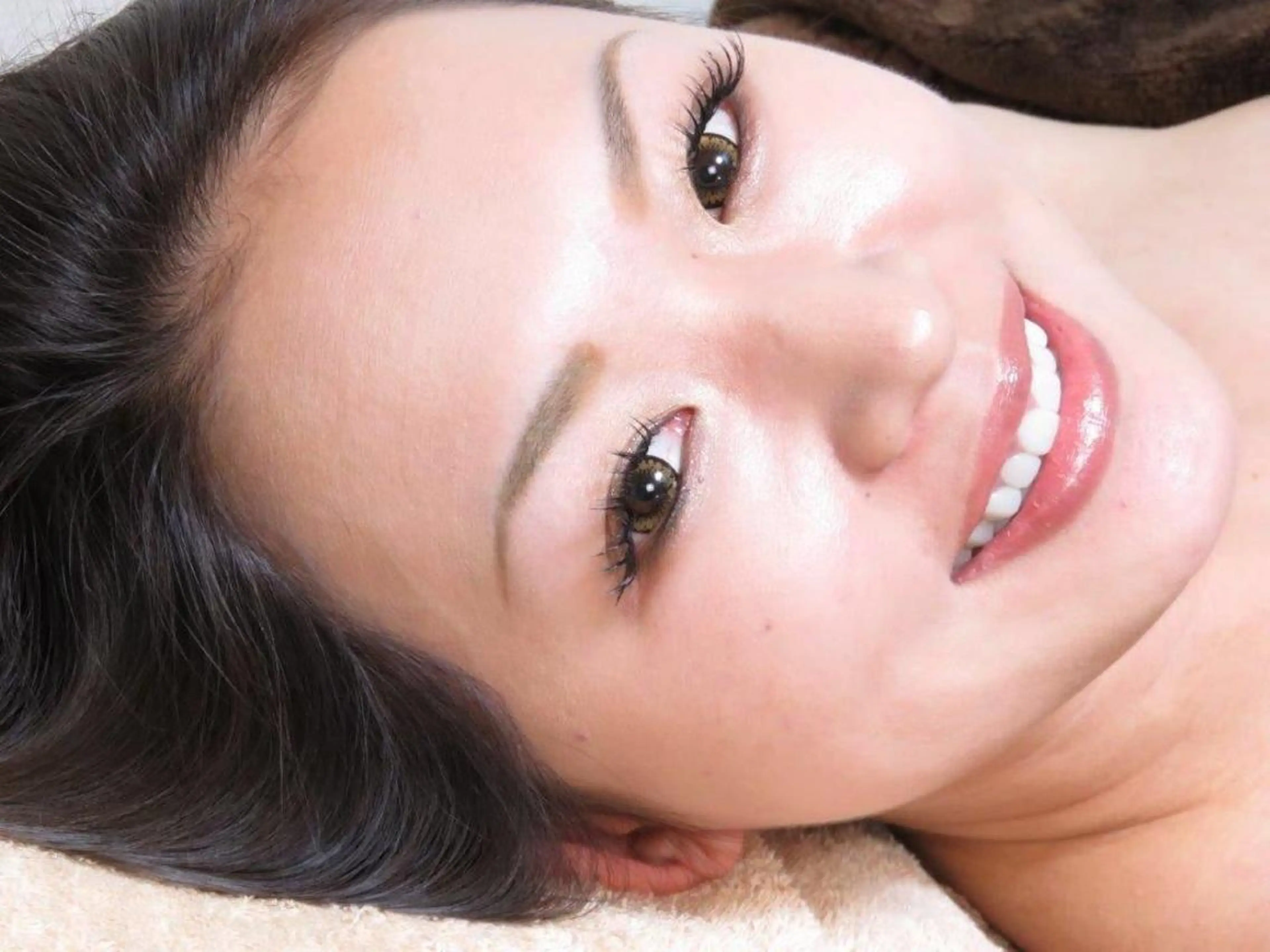 スペシャルフォト美顔➕原液ビタミンC導入付き   全てのお肌の悩みにお答えします！しかも脱毛効果、小顔効果も発揮!の写真