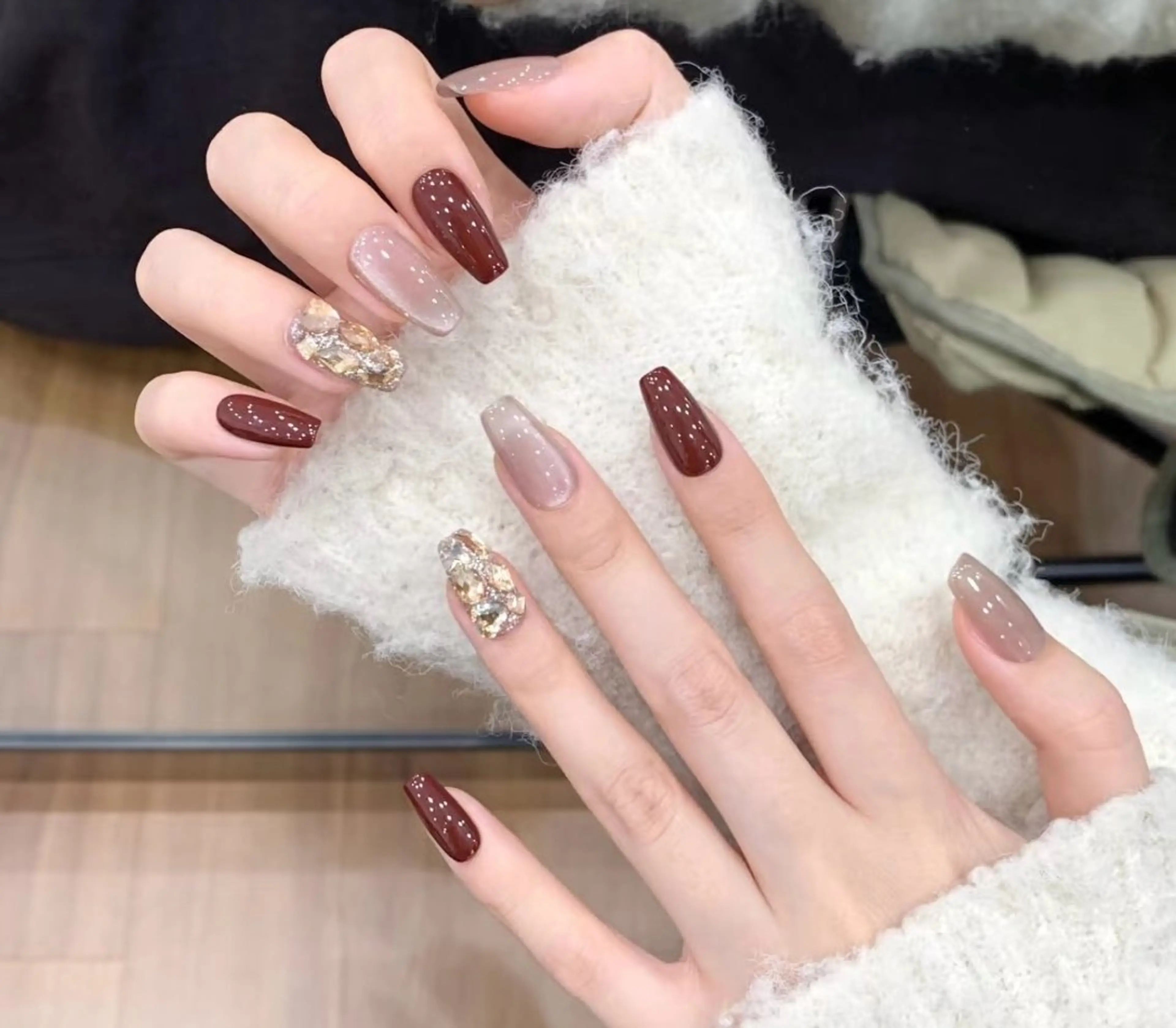 ネイル 高木 維麗絲のネイルデザイン