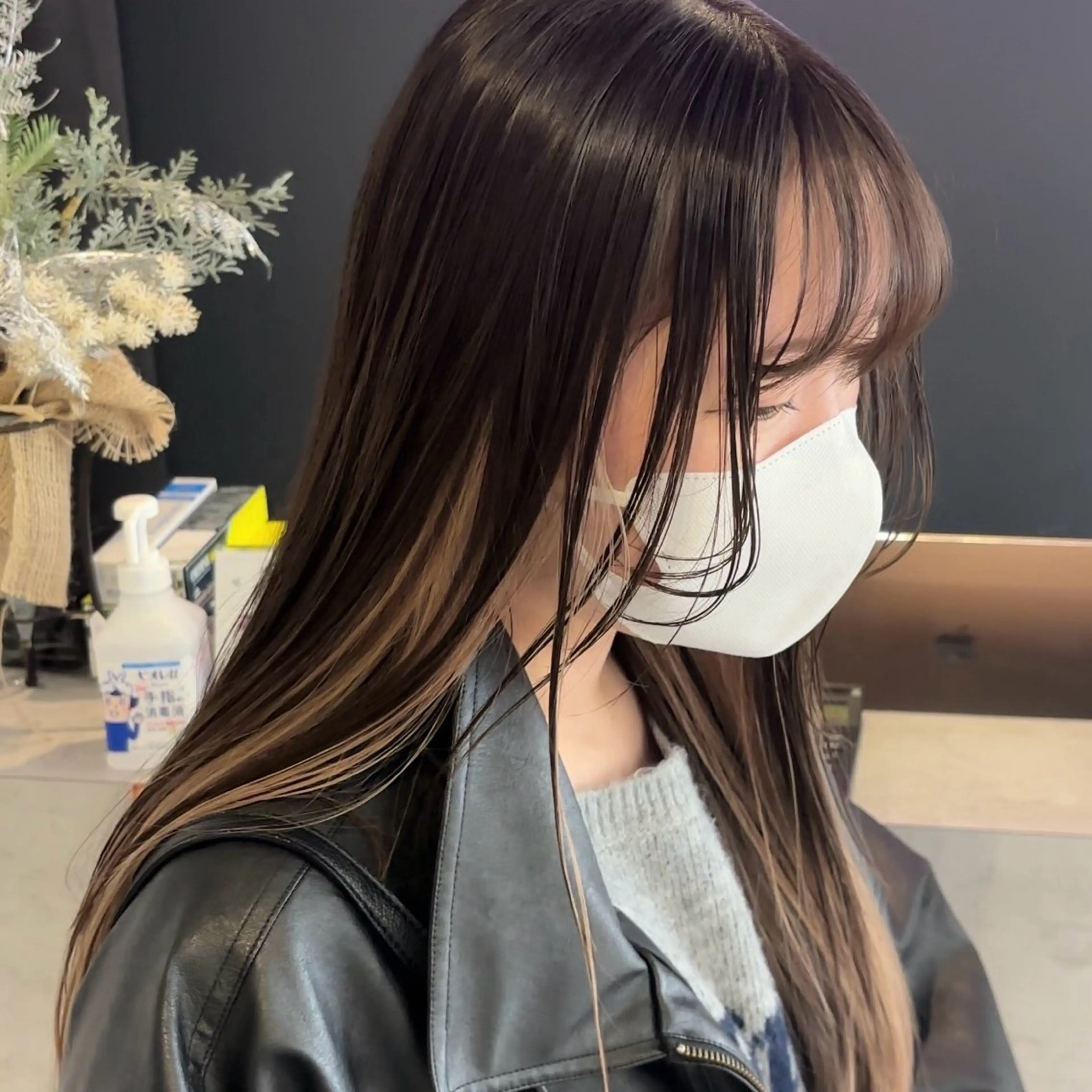 ロング カラー ヘアカラー Ren. 🦋デザインカラーのヘアスタイル