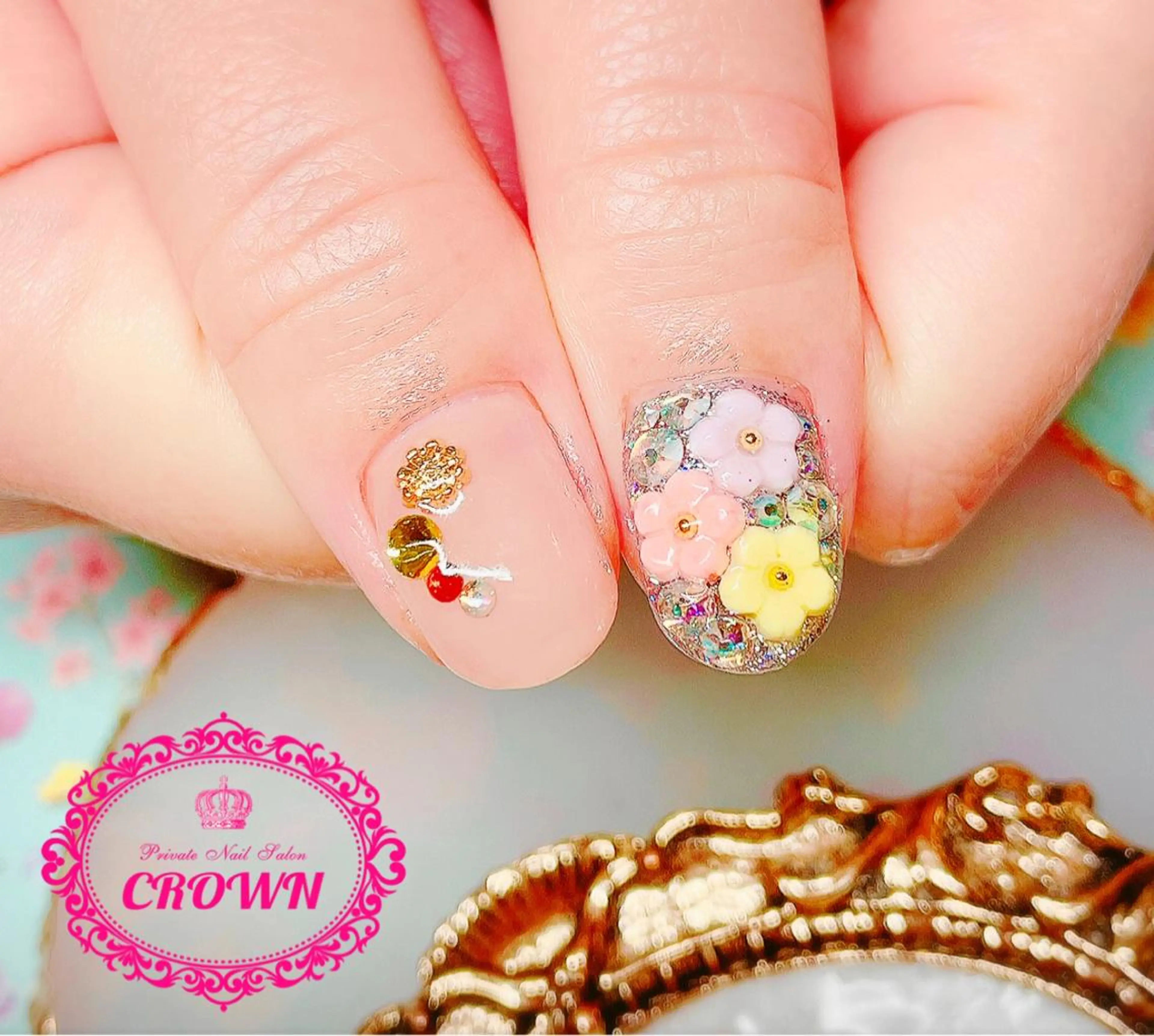 ネイル CROWN プライベートサロンのネイルデザイン