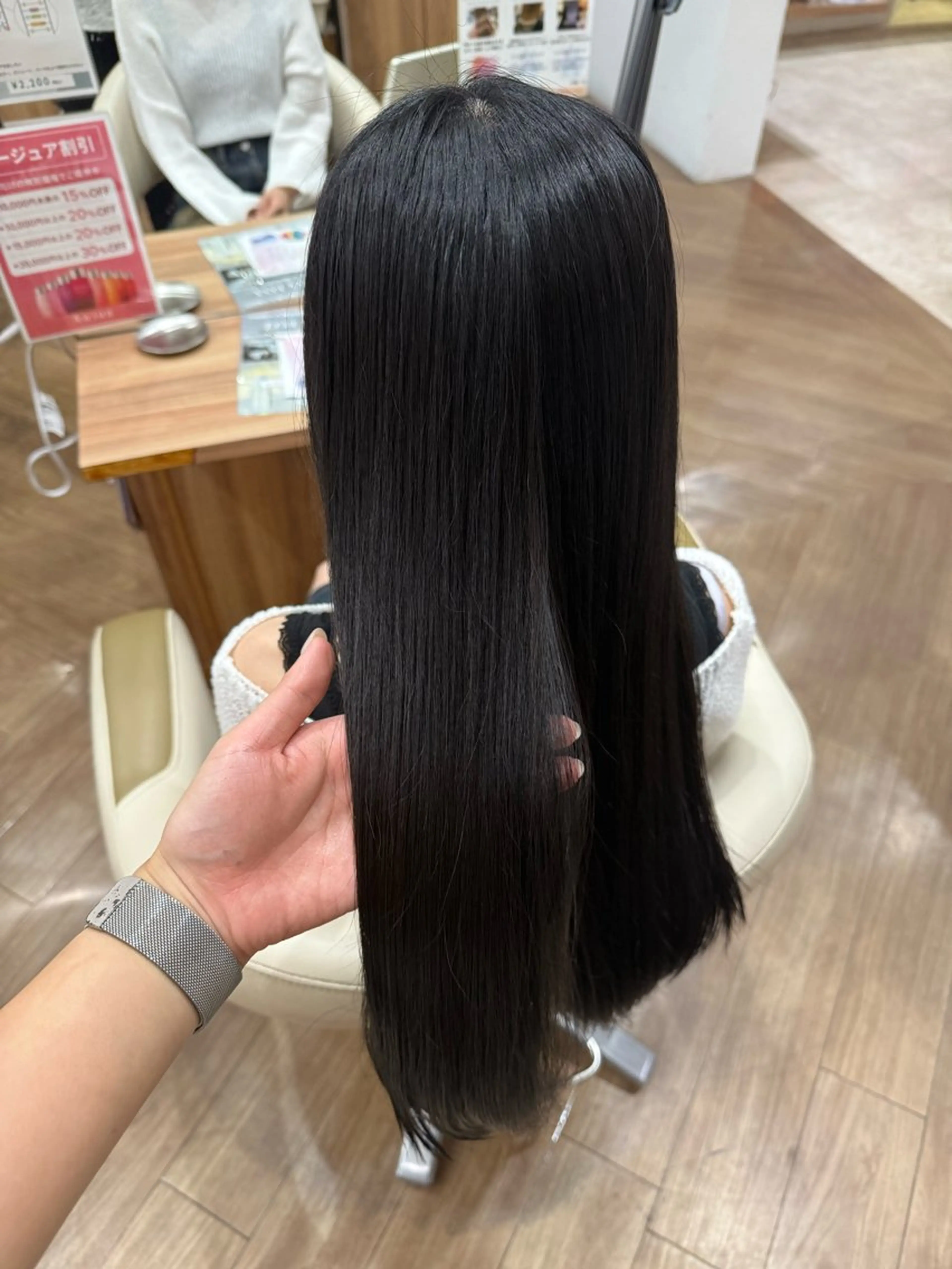 カラー ヘイリーブロウ四条河原町店所属・加藤 和音のヘアスタイル