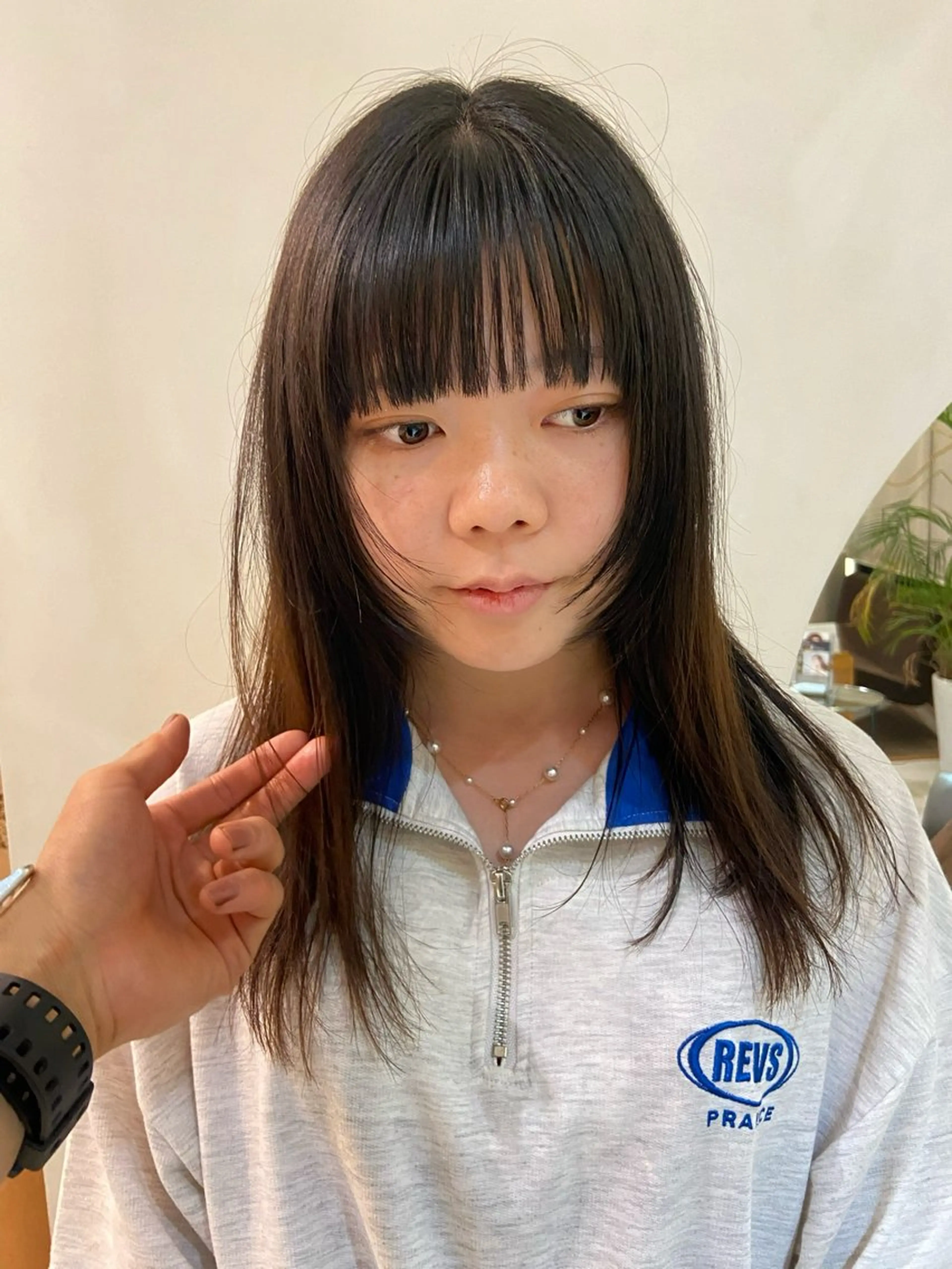 セミロング 青木龍樹/パーマモデ ル/似合わせパーマのヘアスタイル