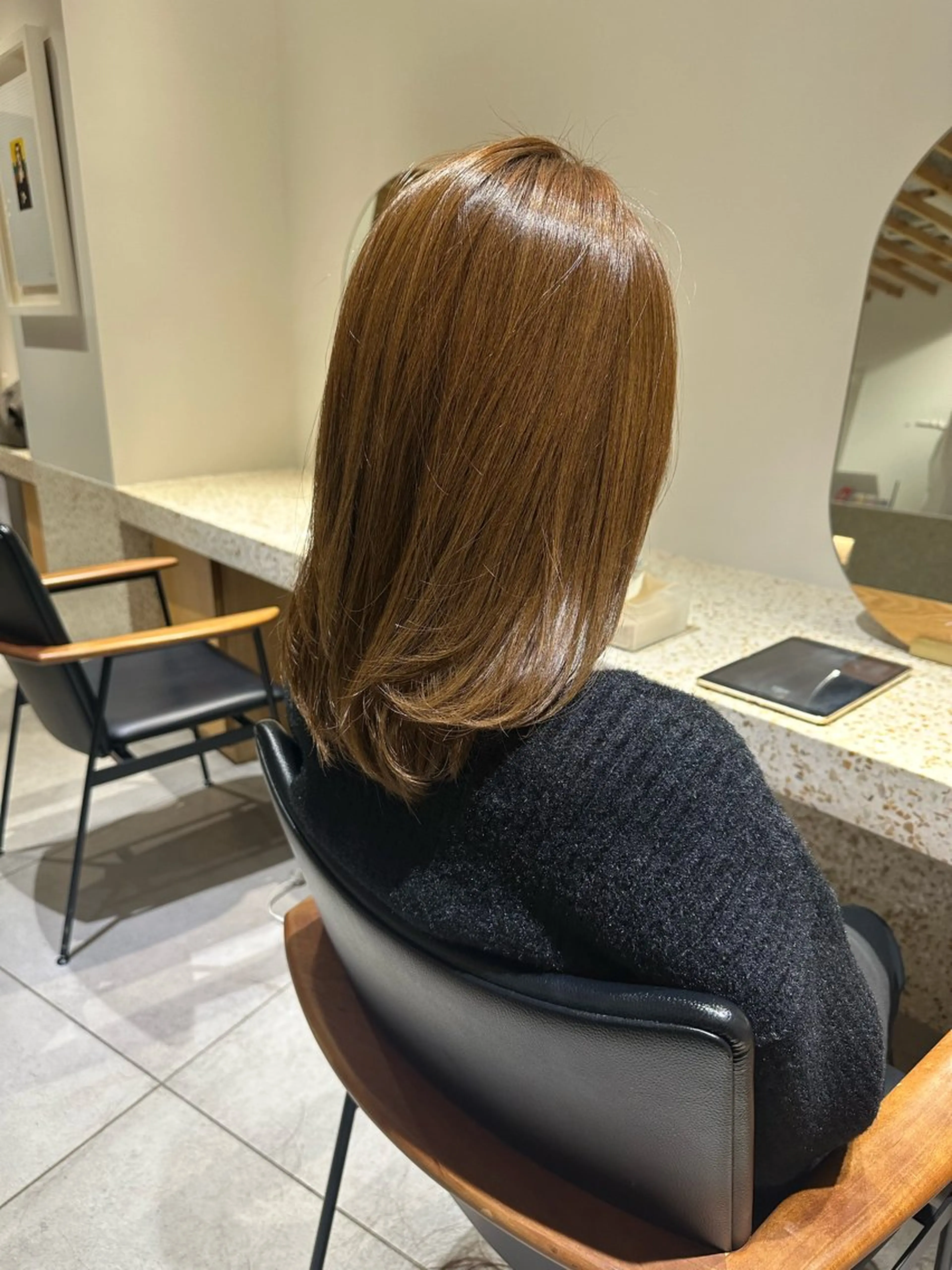 ミディアム レイヤーカット トリートメント 和田 あおいのヘアスタイル