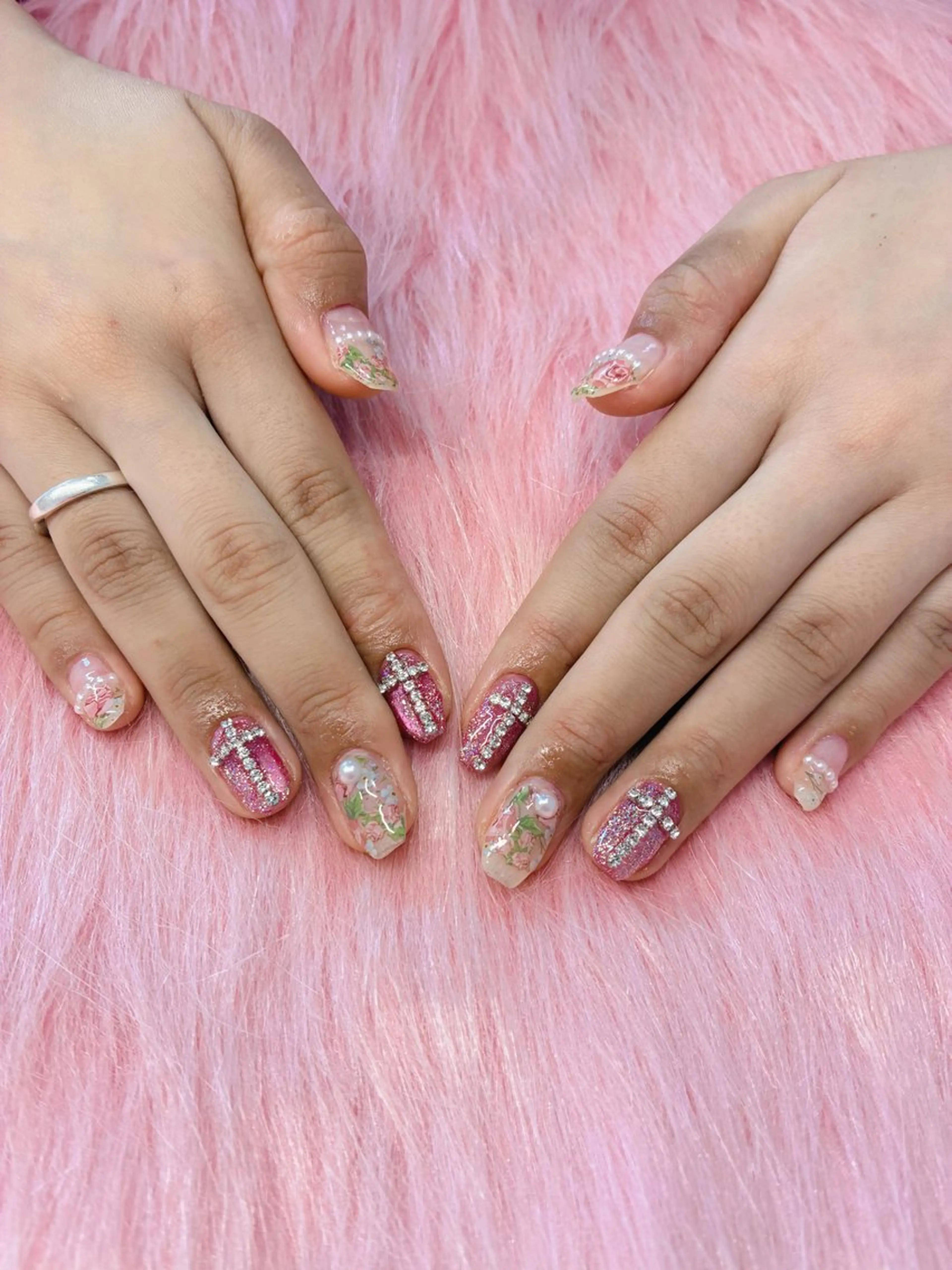 ネイル ラメ(グリッター) ピンク ストーンネイル mimi所属・中島 きよみのネイルデザイン